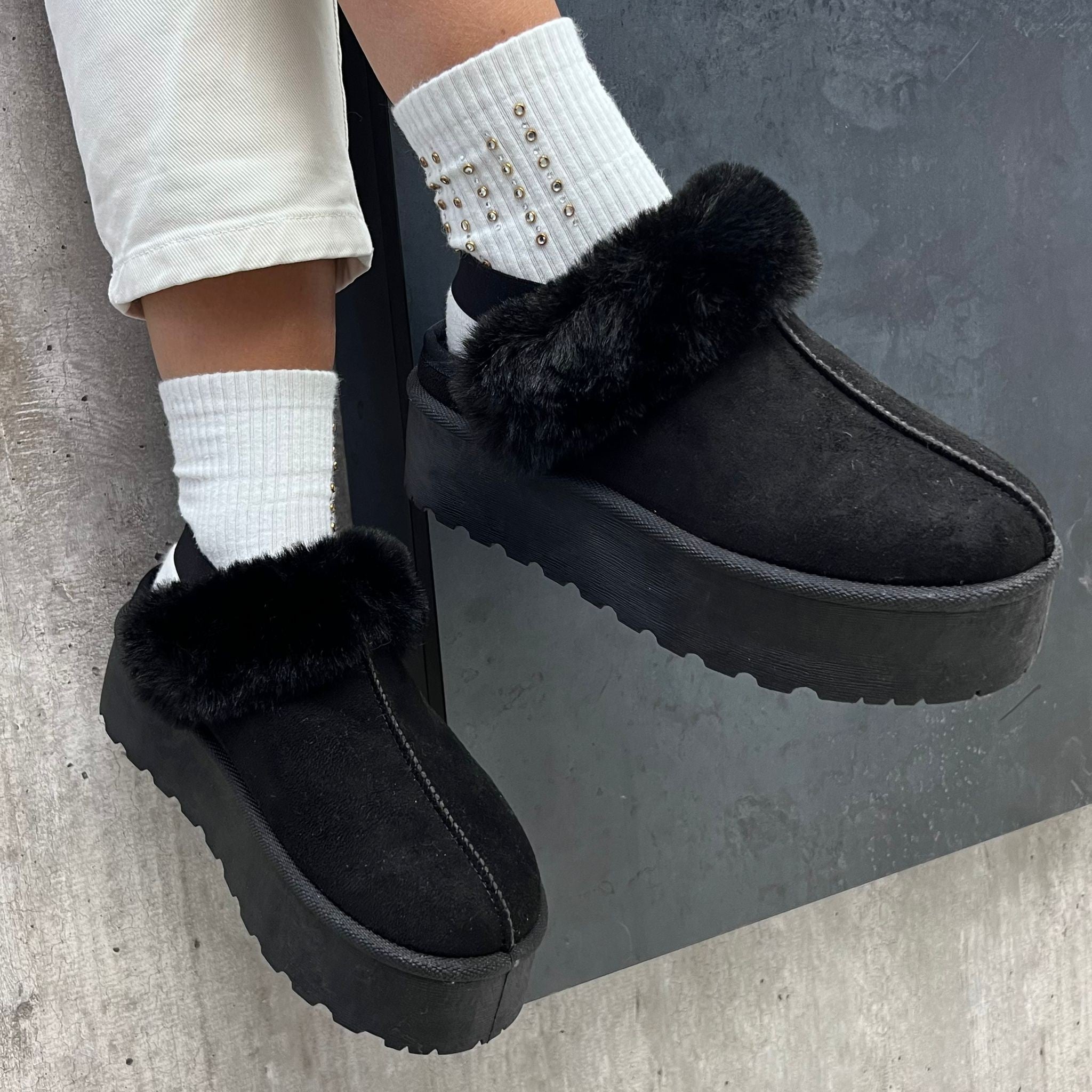 SABOT PELUCHE ELASTICO NERO