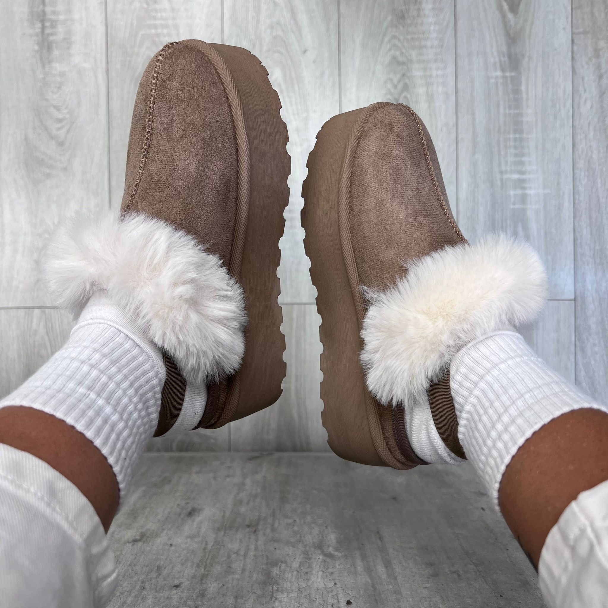 SABOT PELUCHE ELASTICO BEIGE