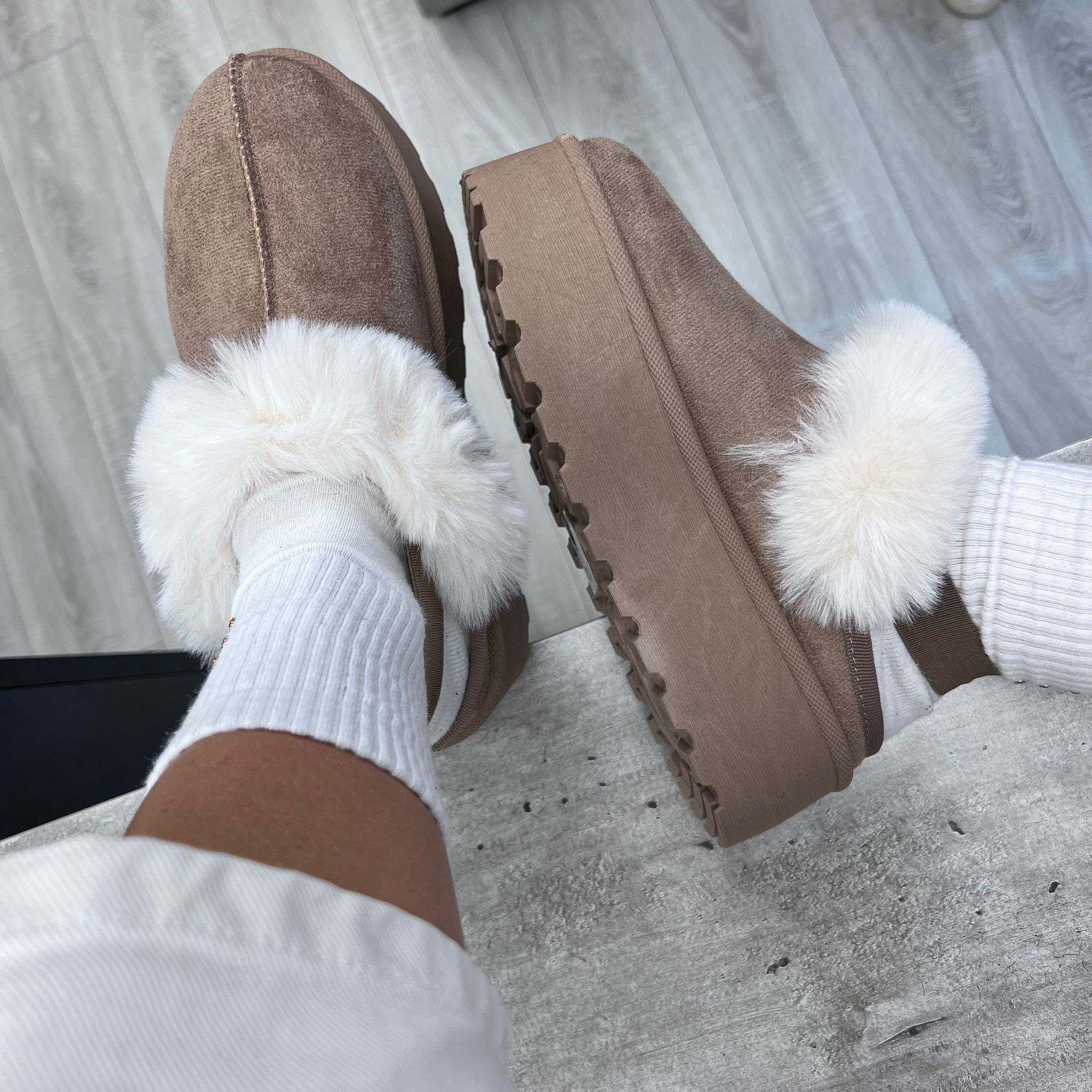 SABOT PELUCHE ELASTICO BEIGE