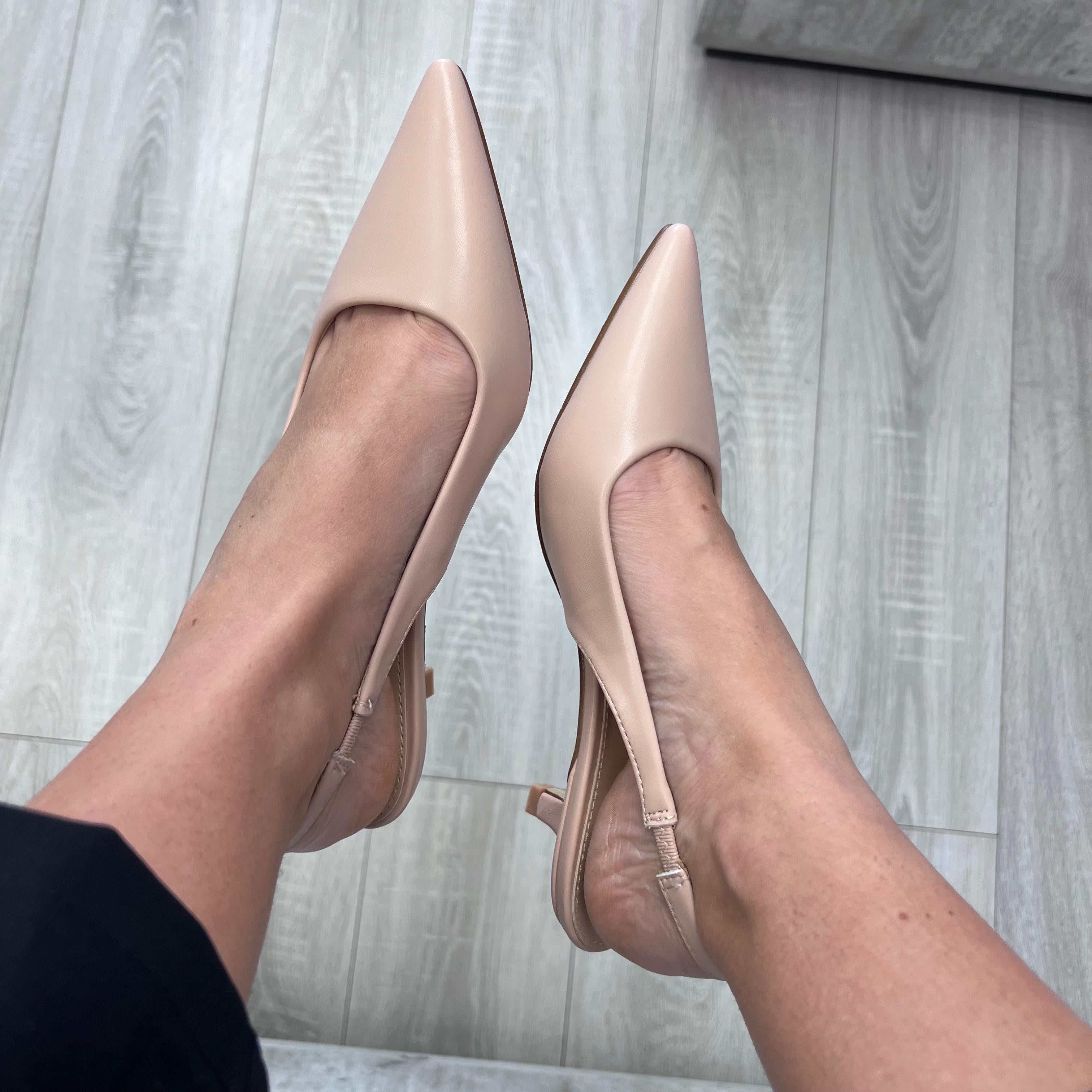 DèCOLLETè SORAYA NUDE