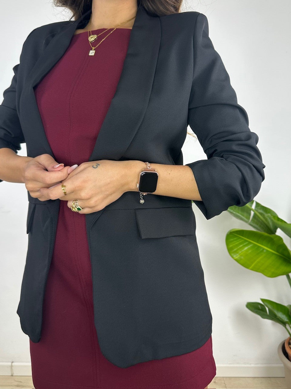 BLAZER MANICHE ARROTOLATE NERA