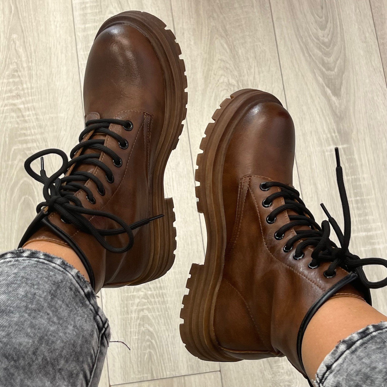 ANFIBI STRINGATI KRAUS MARRONE