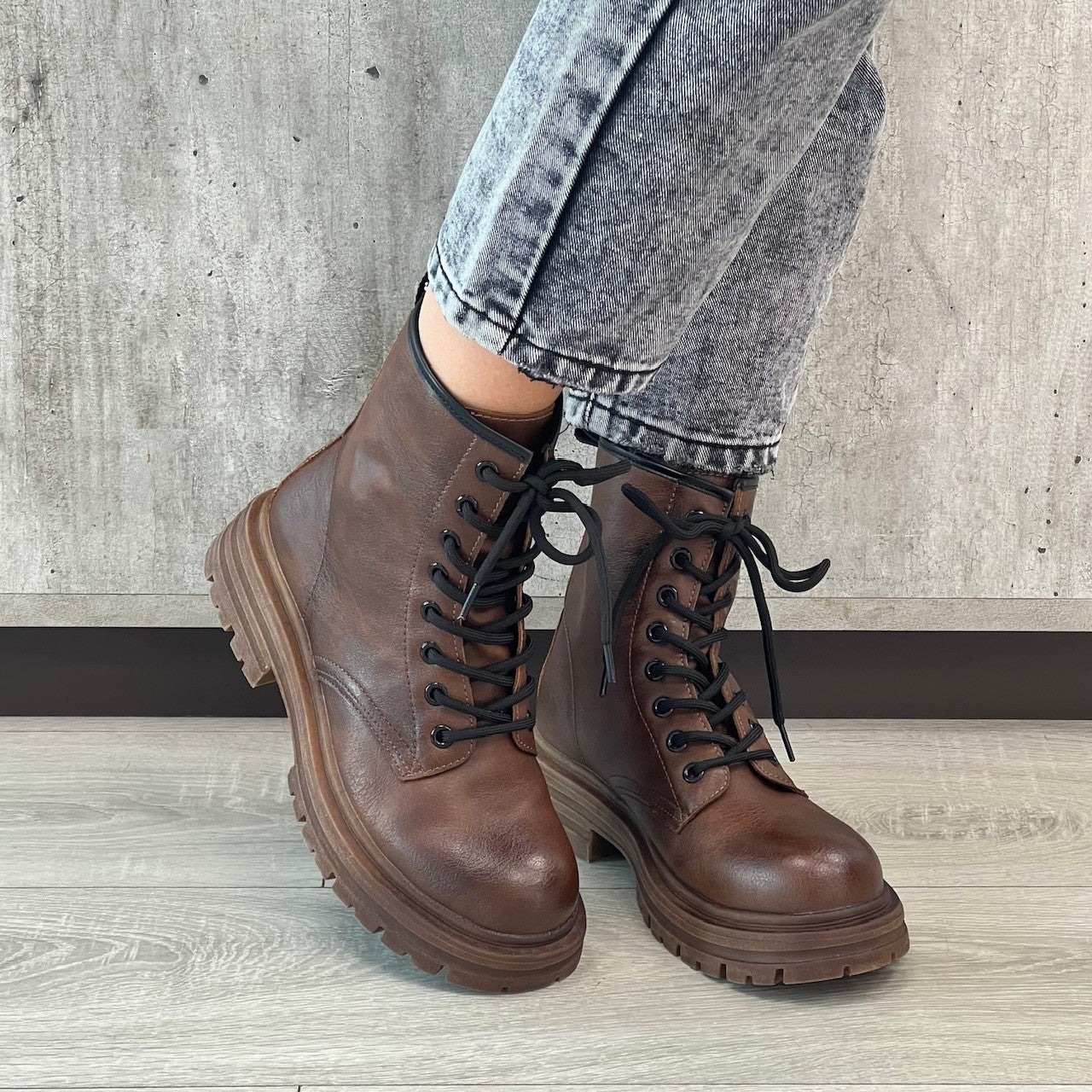 ANFIBI STRINGATI KRAUS MARRONE