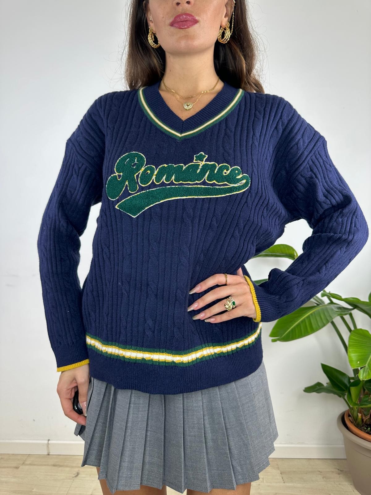 PULL ROMANCE BLU