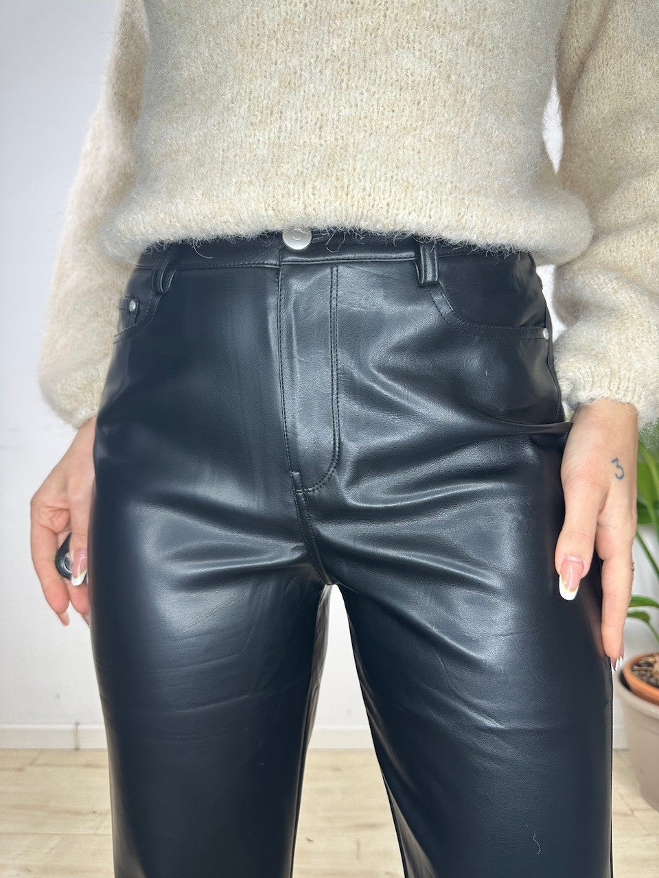 PANTALONI ECOPELLE WIDE LEG NERO