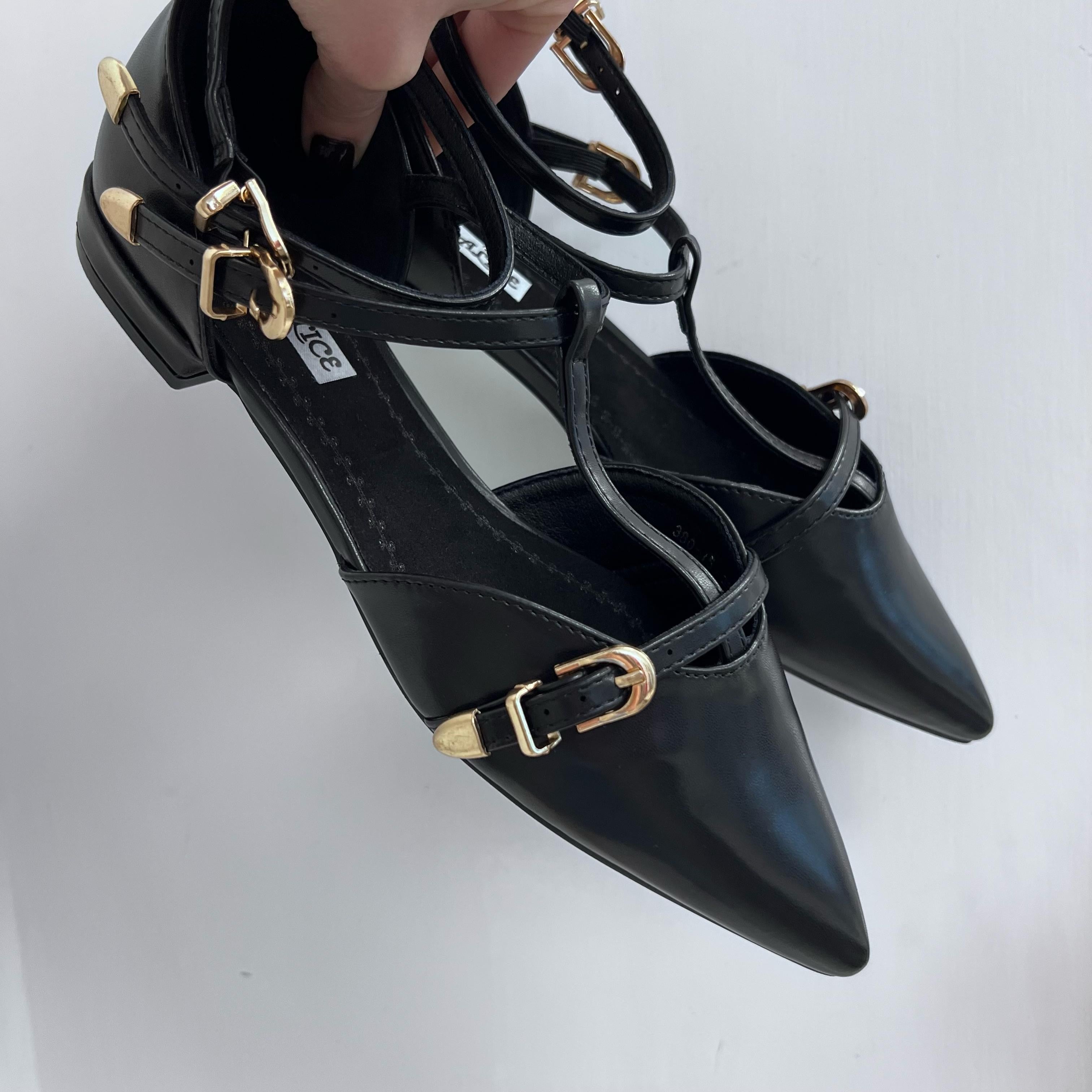 BALLERINA KRISTIN NERA