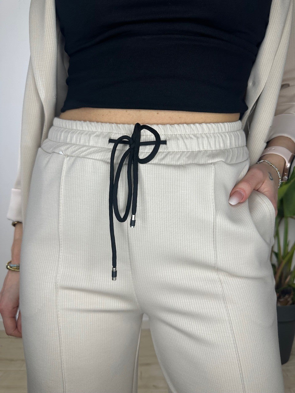 COMPLETO GIACCA + PANTALONI BEIGE