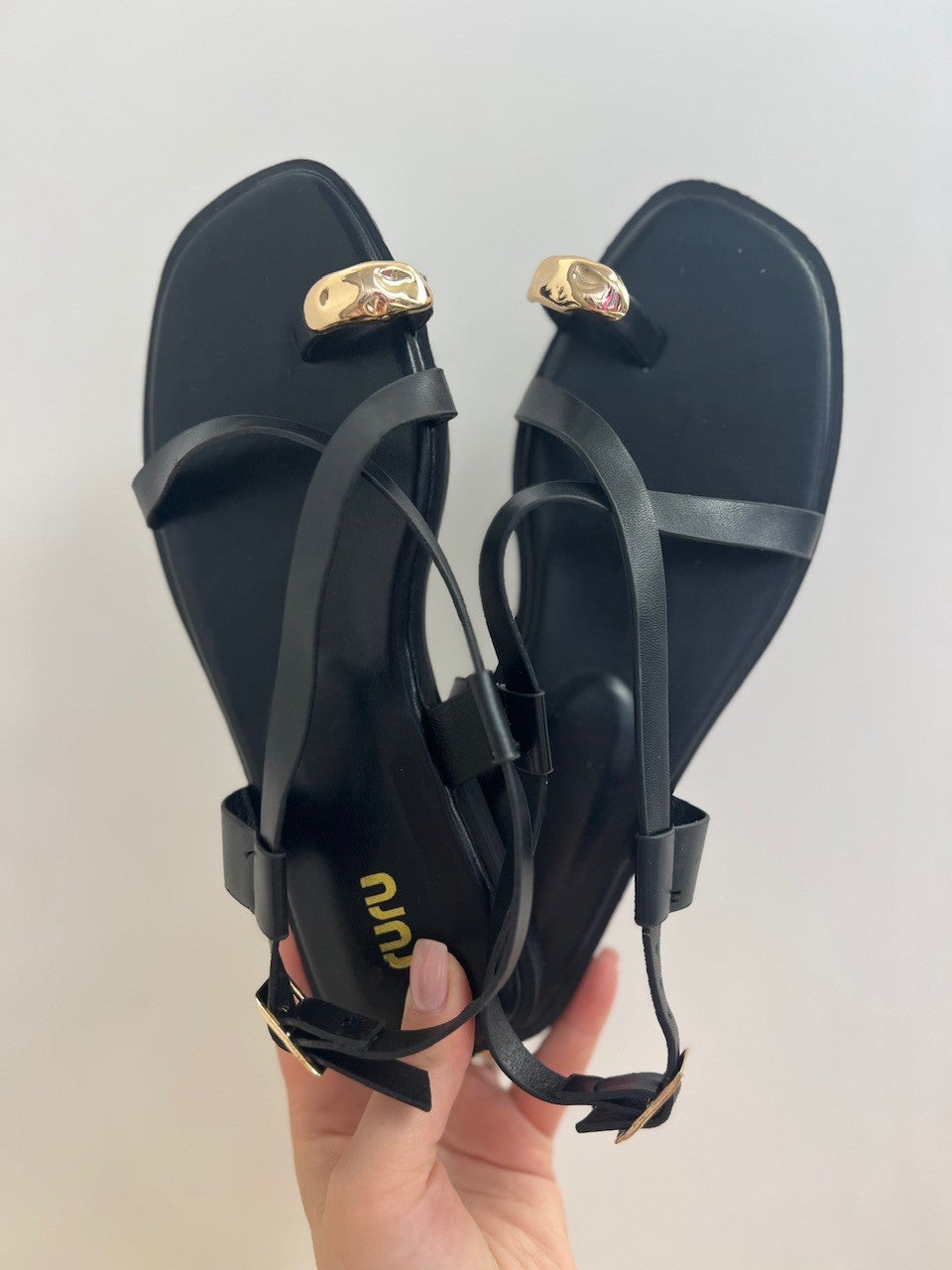 INFRADITO SARAH RURU NERO