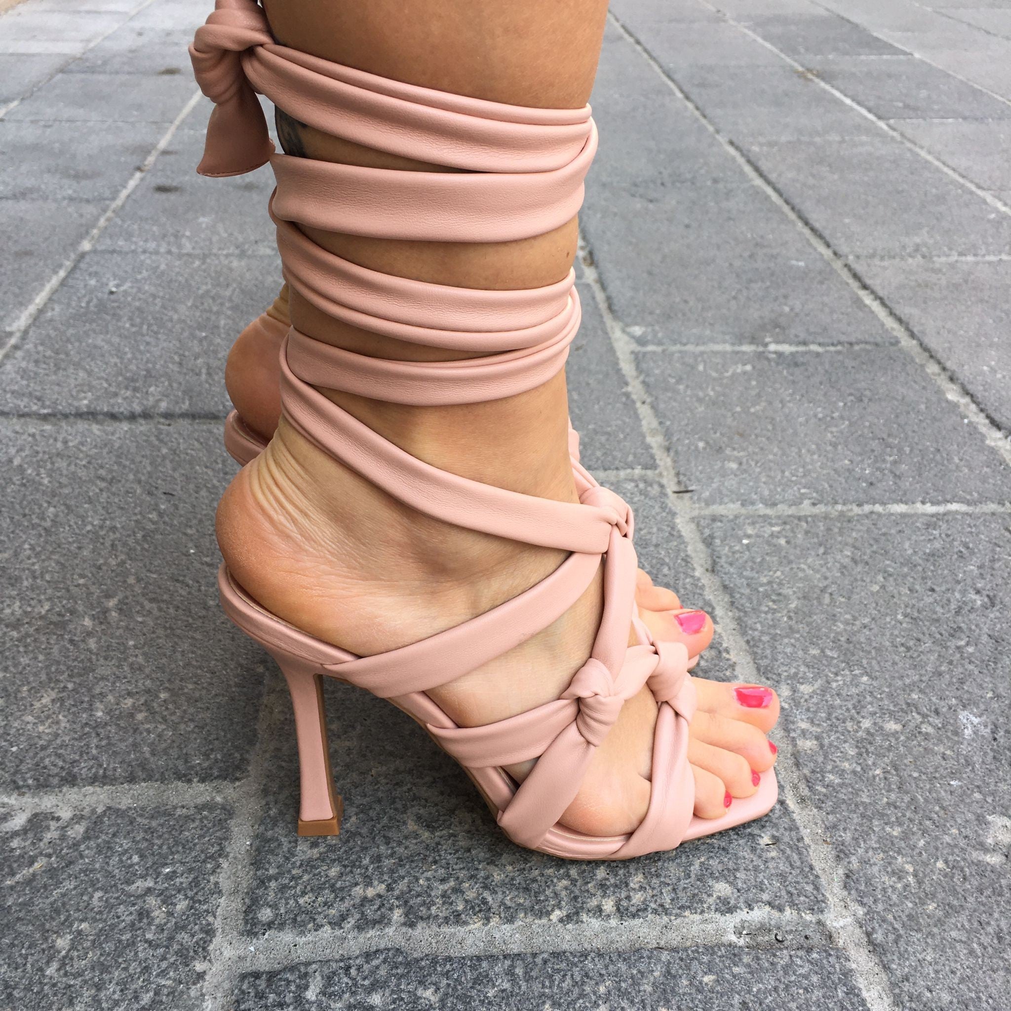 SANDALI CON NODI ROSA