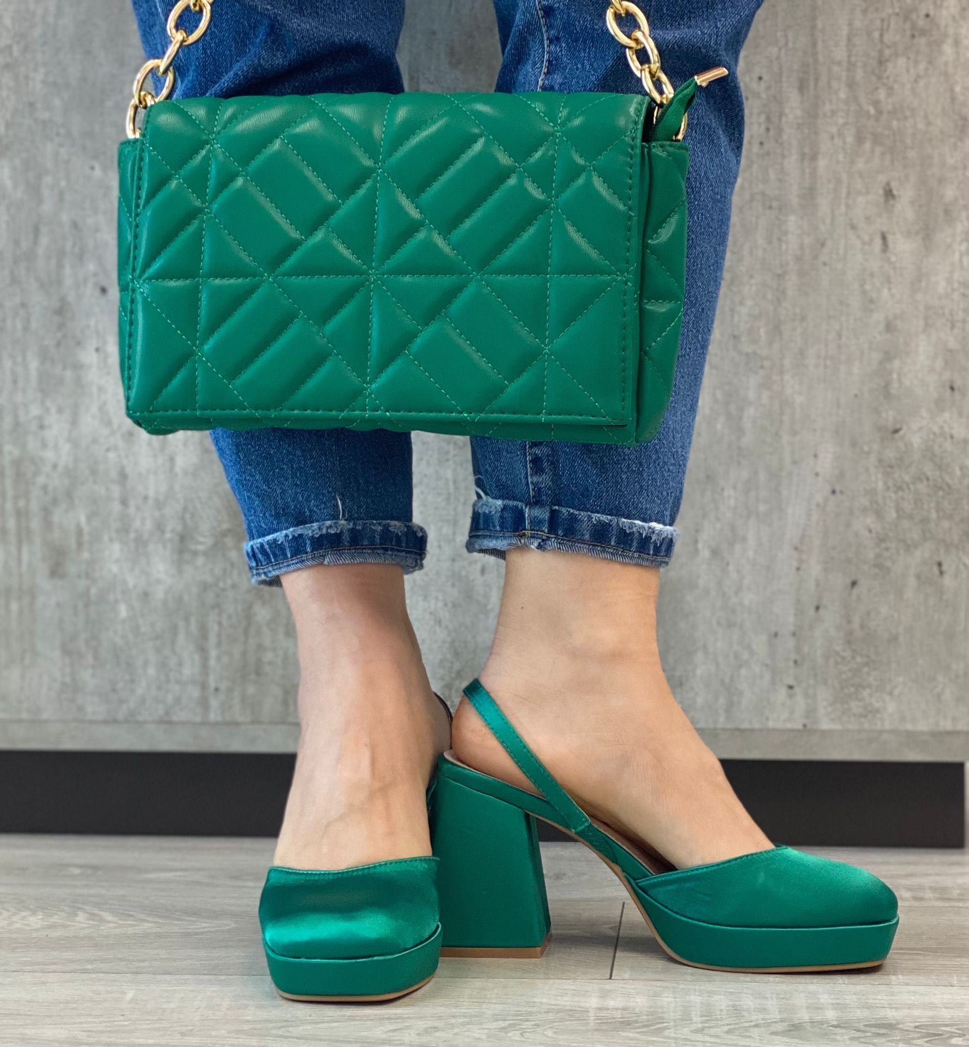 SCARPA CON PLATEAU VERDE