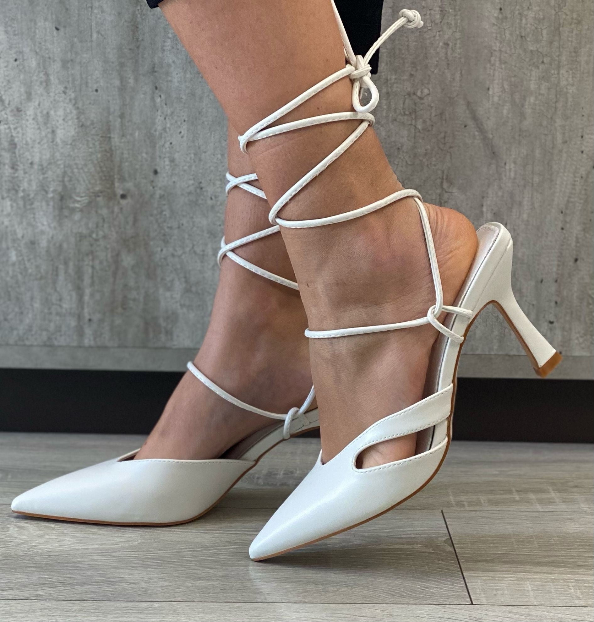 DèCOLLETè CON LACCI ECO-PELLE BIANCO