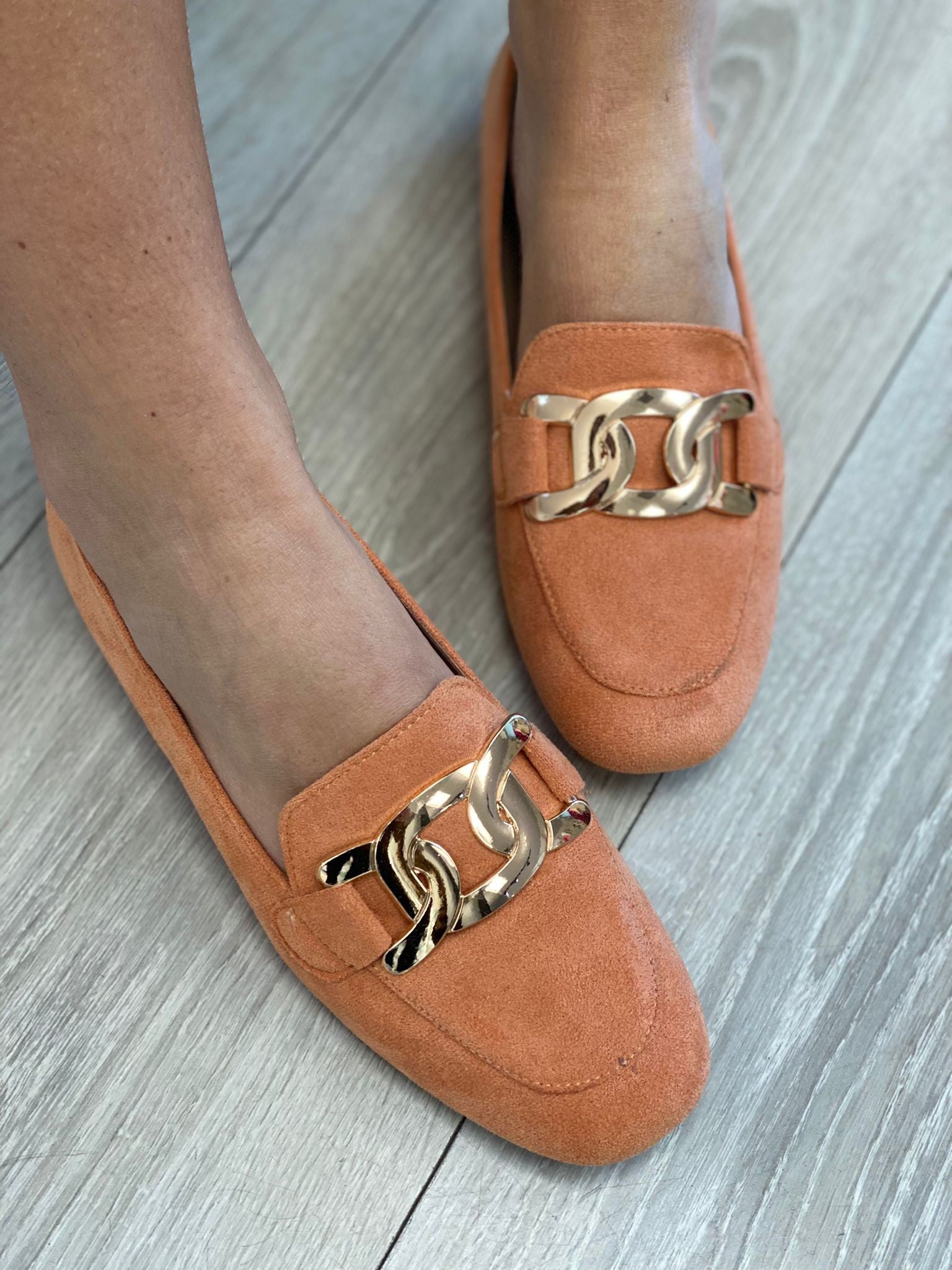 MOCASSINO CON CATENA ARANCIO