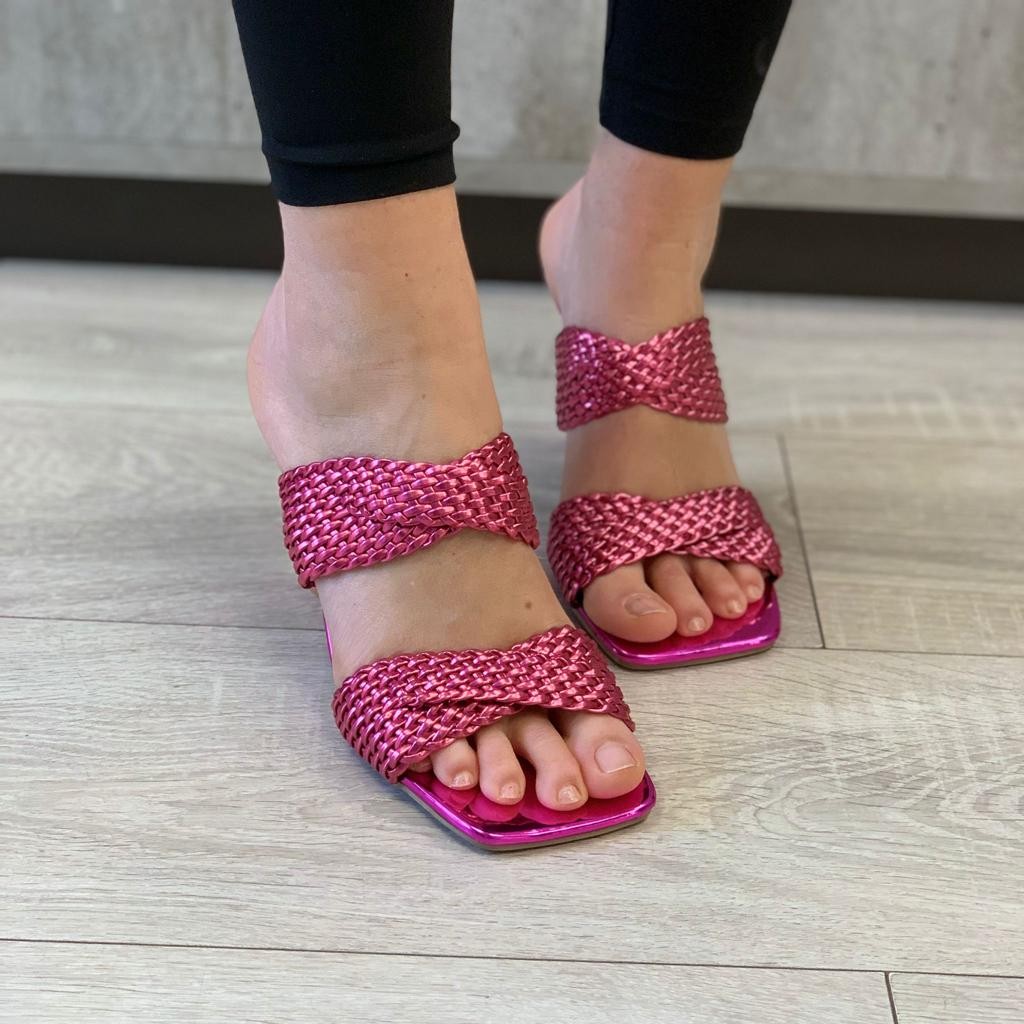 SANDALO INTRECCIATO FUCSIA
