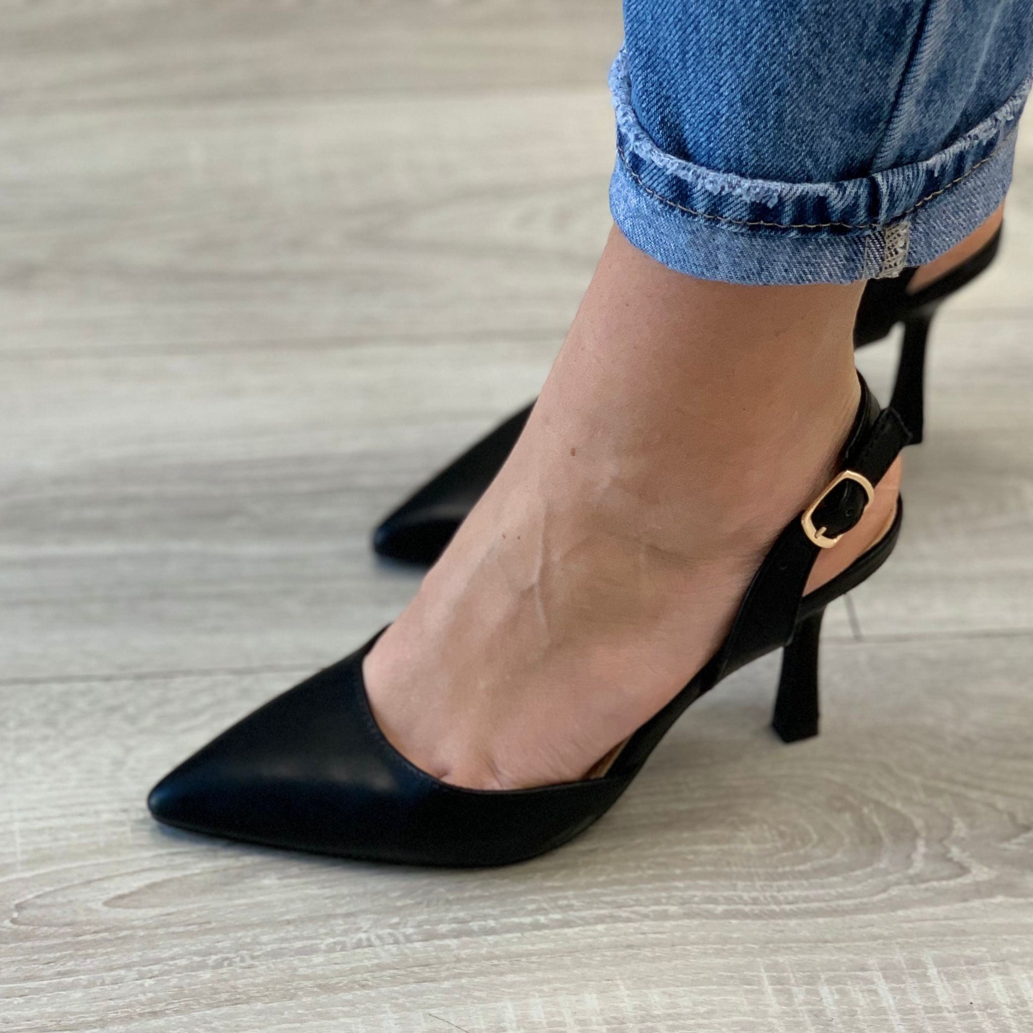 DéCOLLETé SIMPLY NERO