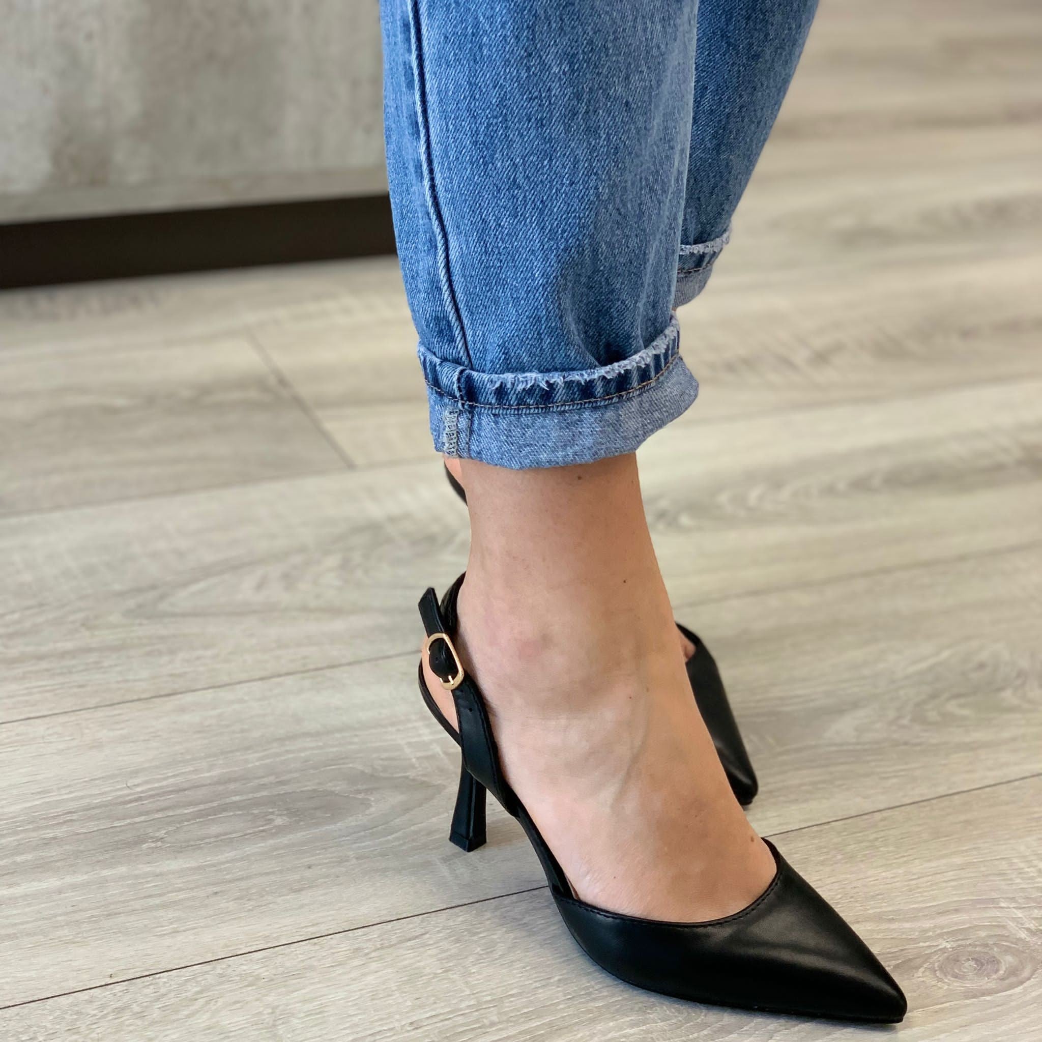 DéCOLLETé SIMPLY NERO