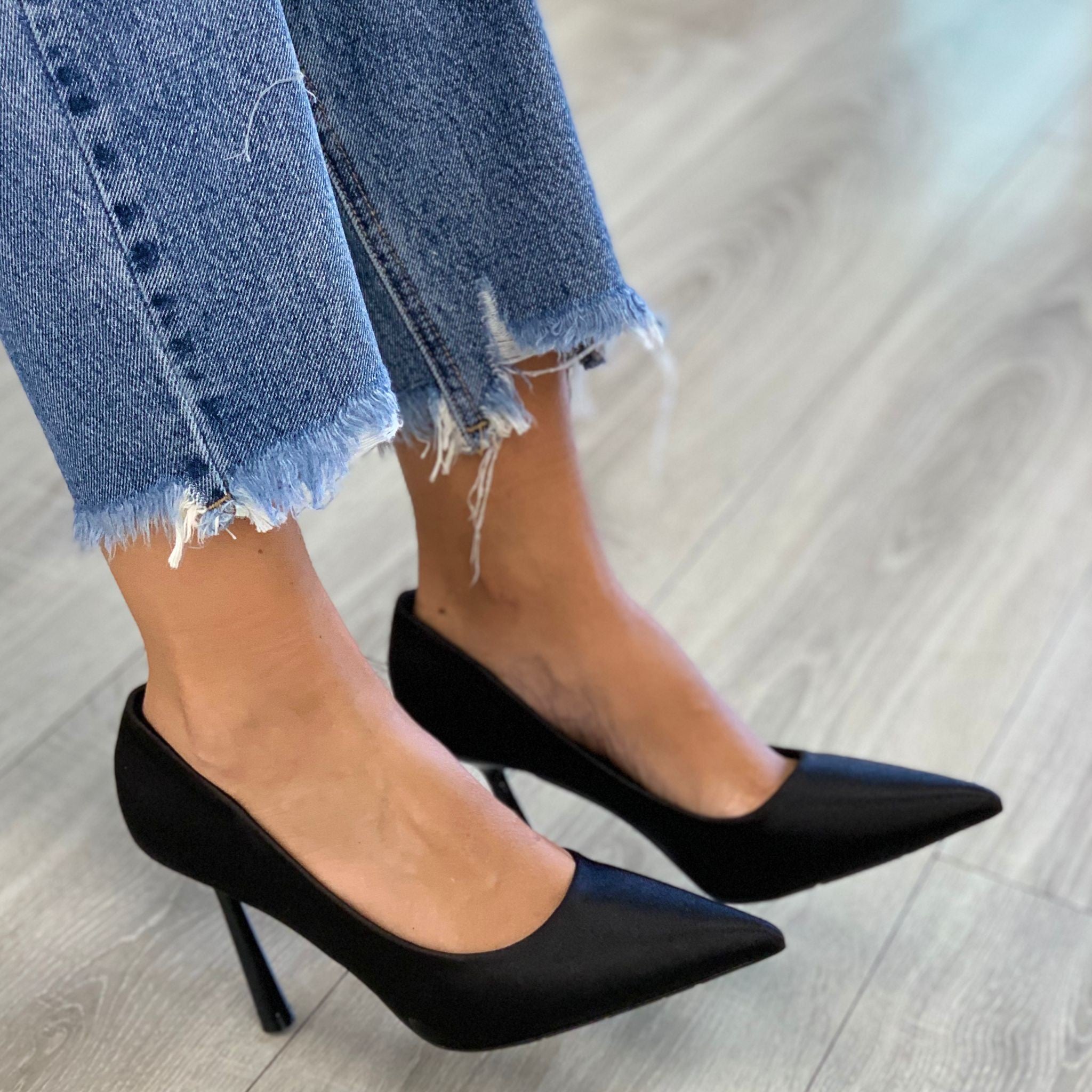 DÉCOLLETÉ METALLIC NERO