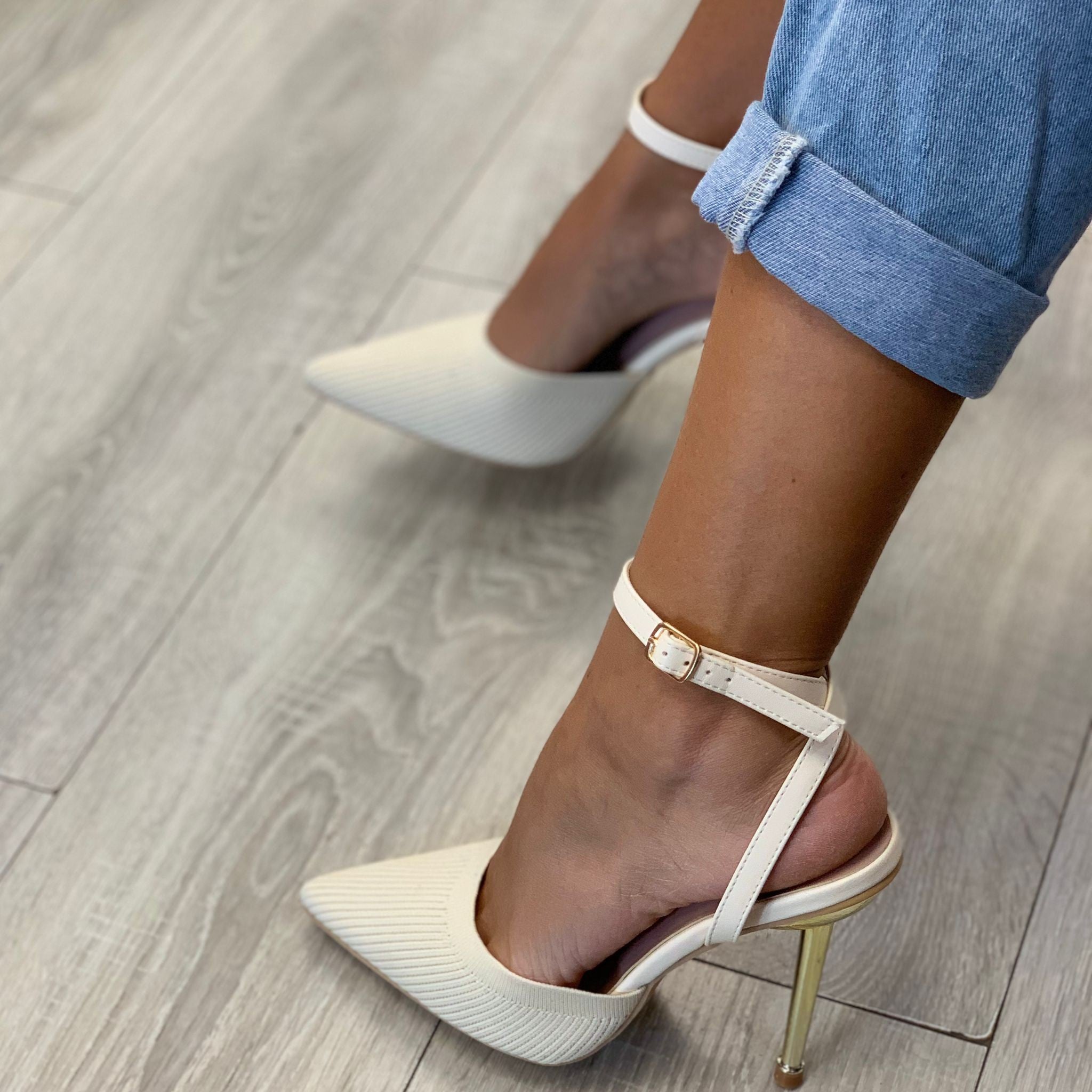 DÉCOLLETÉ COSTINE BEIGE