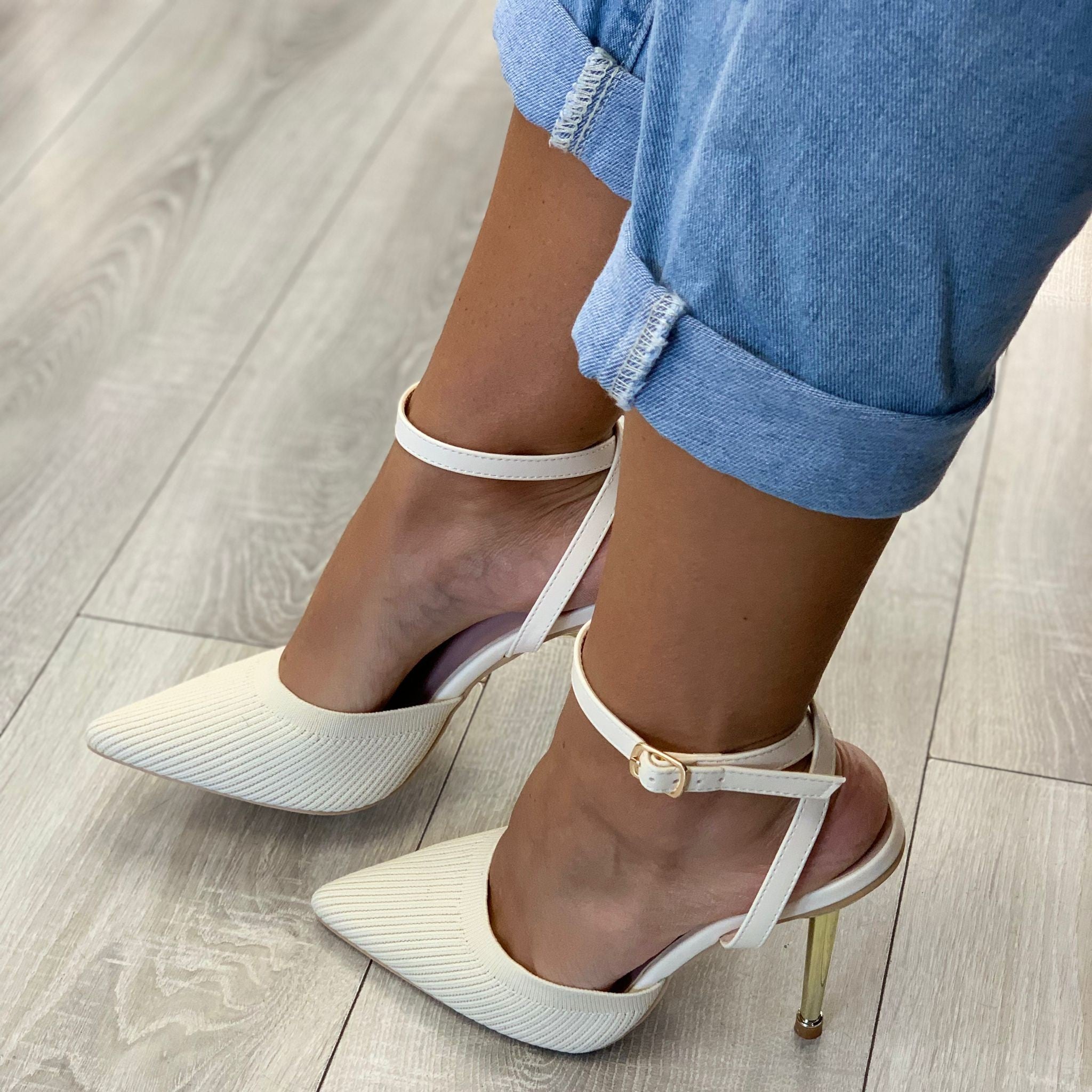 DÉCOLLETÉ COSTINE BEIGE