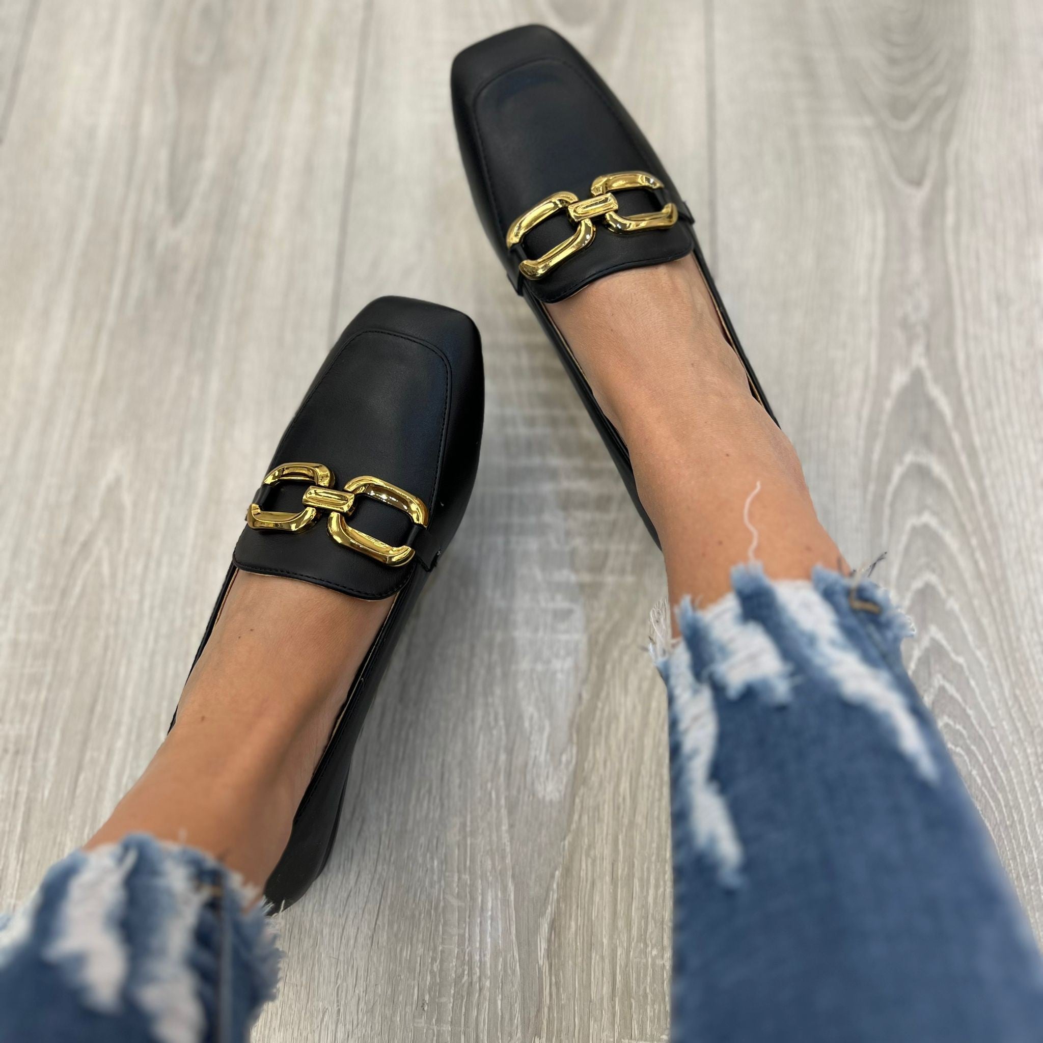 MOCASSINI CON TACCO NERI