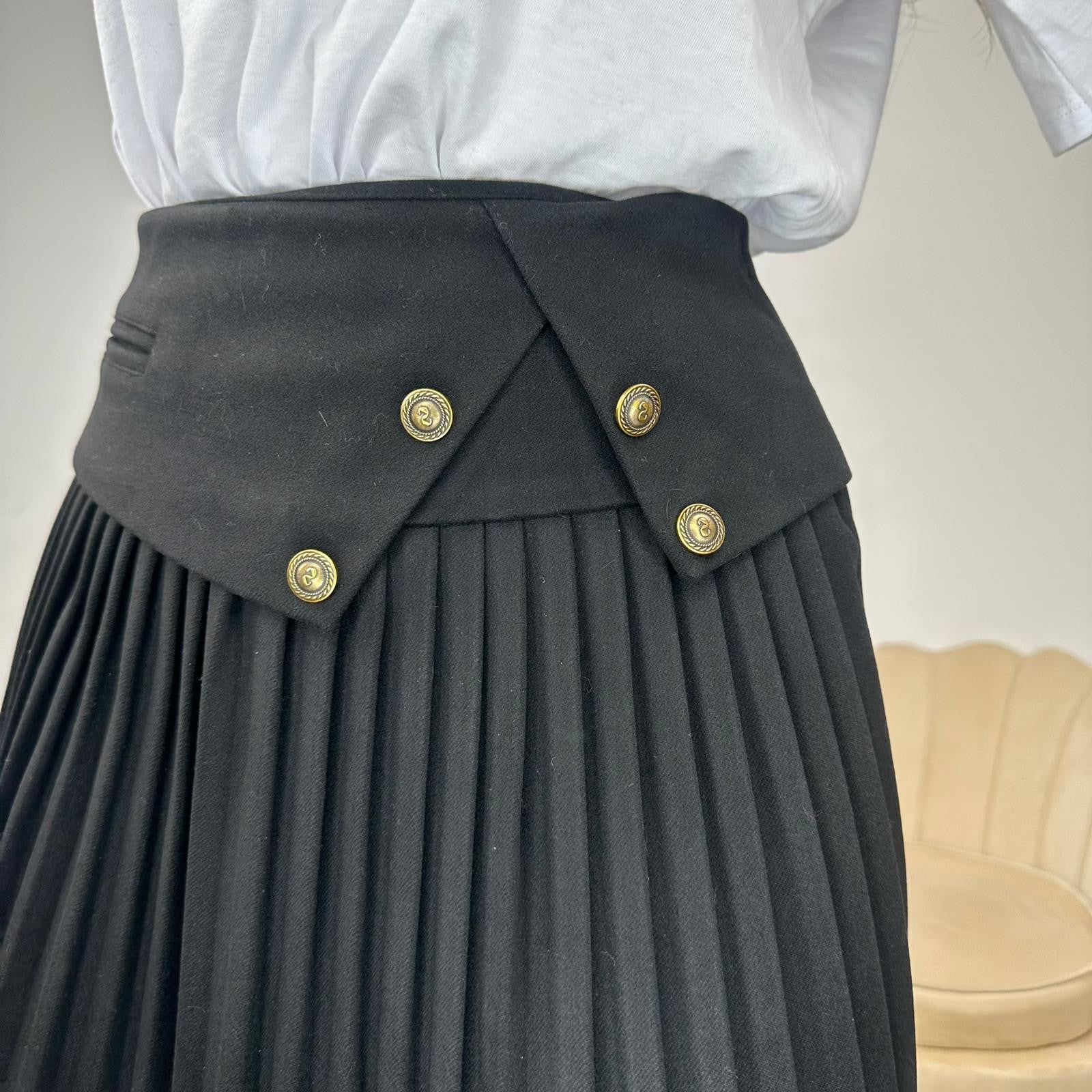 GONNA PLISSE' CON BOTTONI NERA