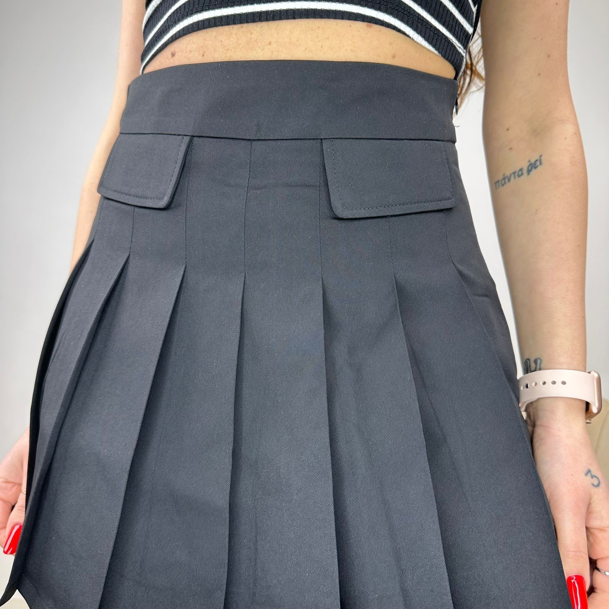 GONNA SHORT A PIEGHE NERA