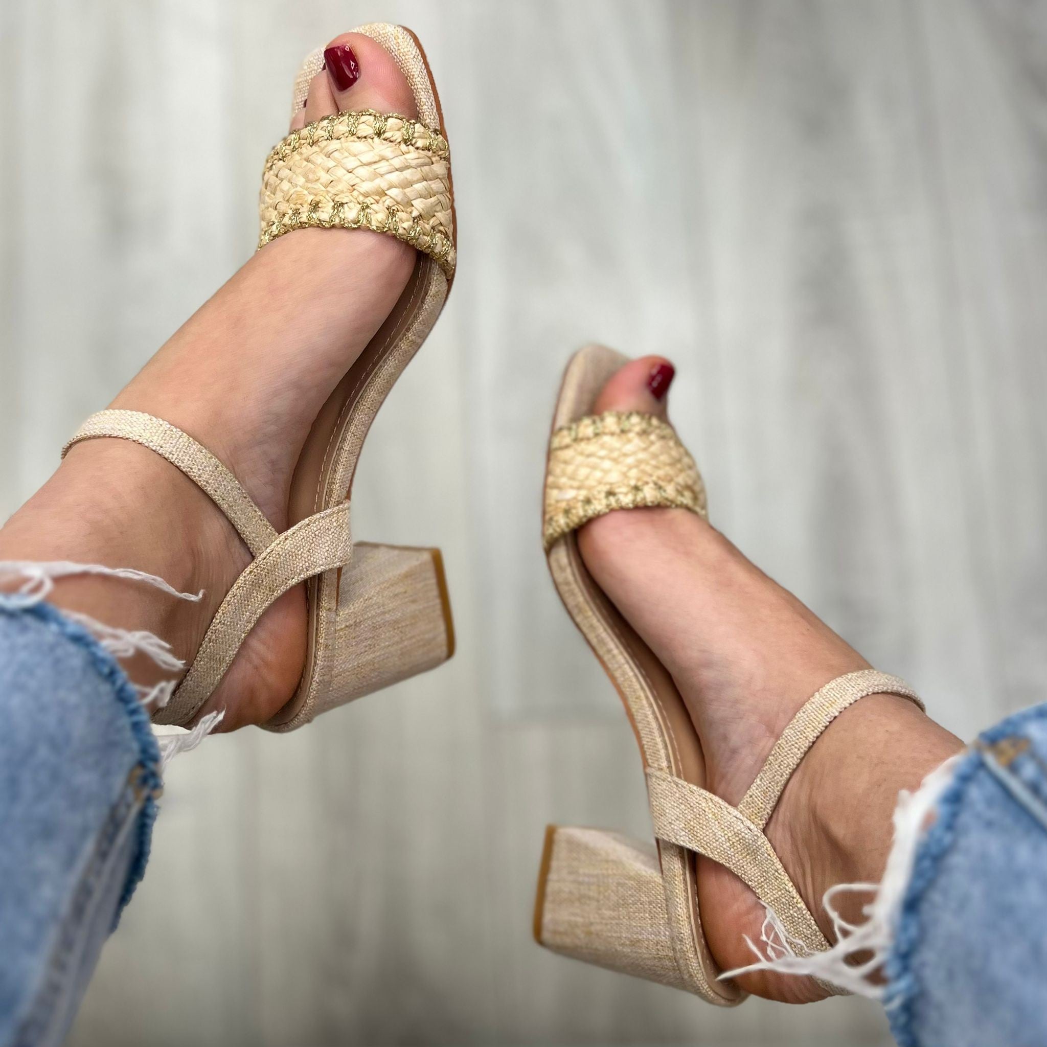 SANDALI IN TELA BEIGE