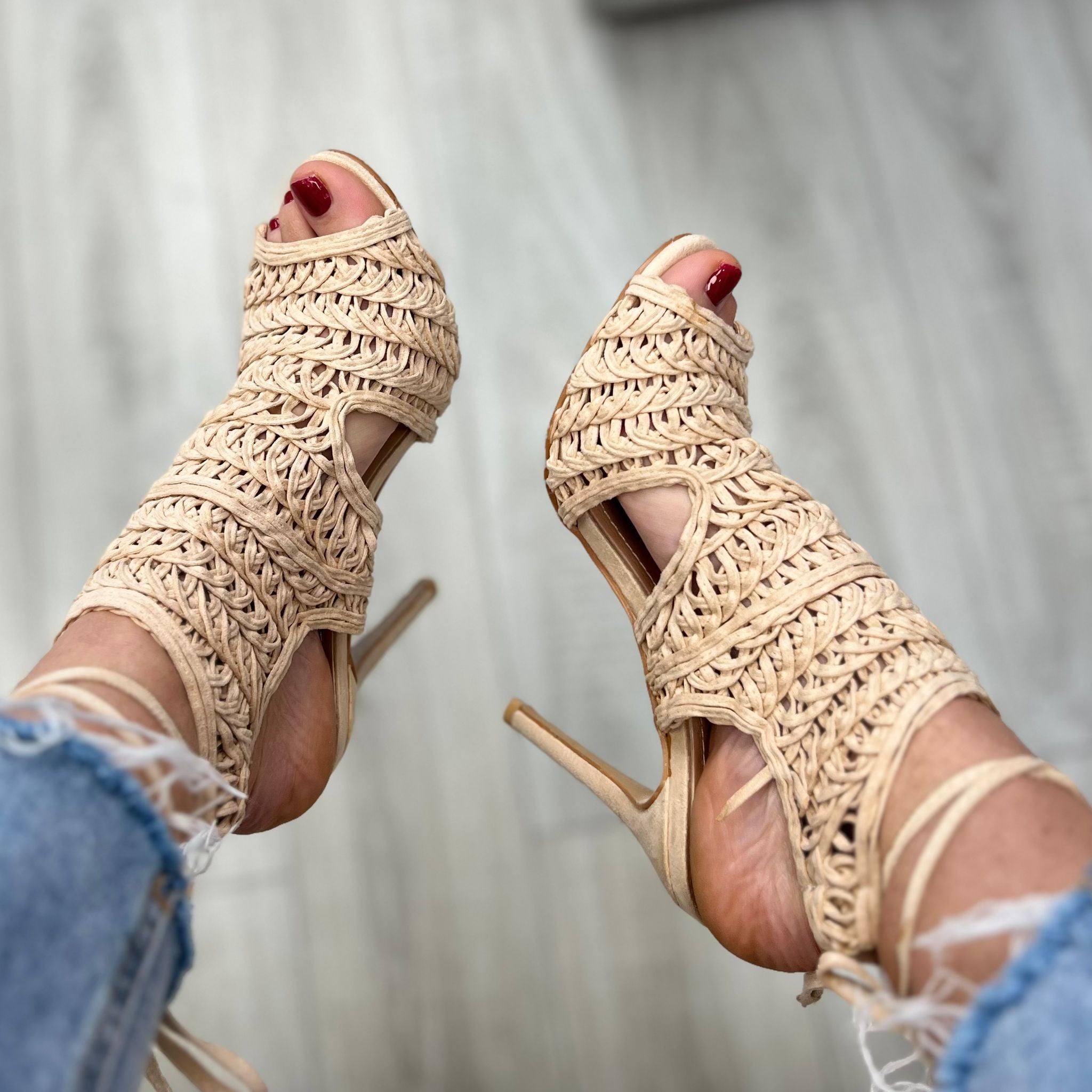 SANDALI UNCINETTO BEIGE