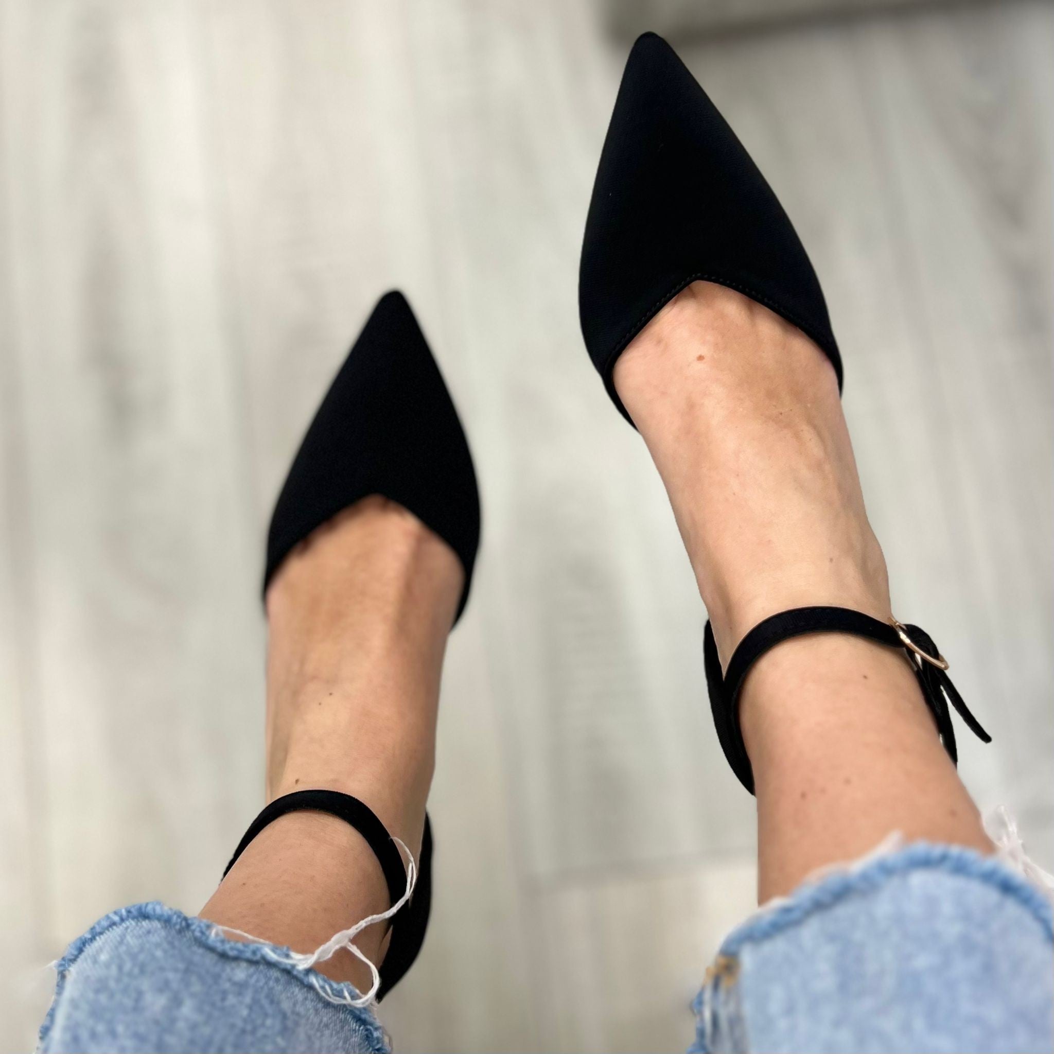 DéCOLLETé CON CAVIGLIERA NERO