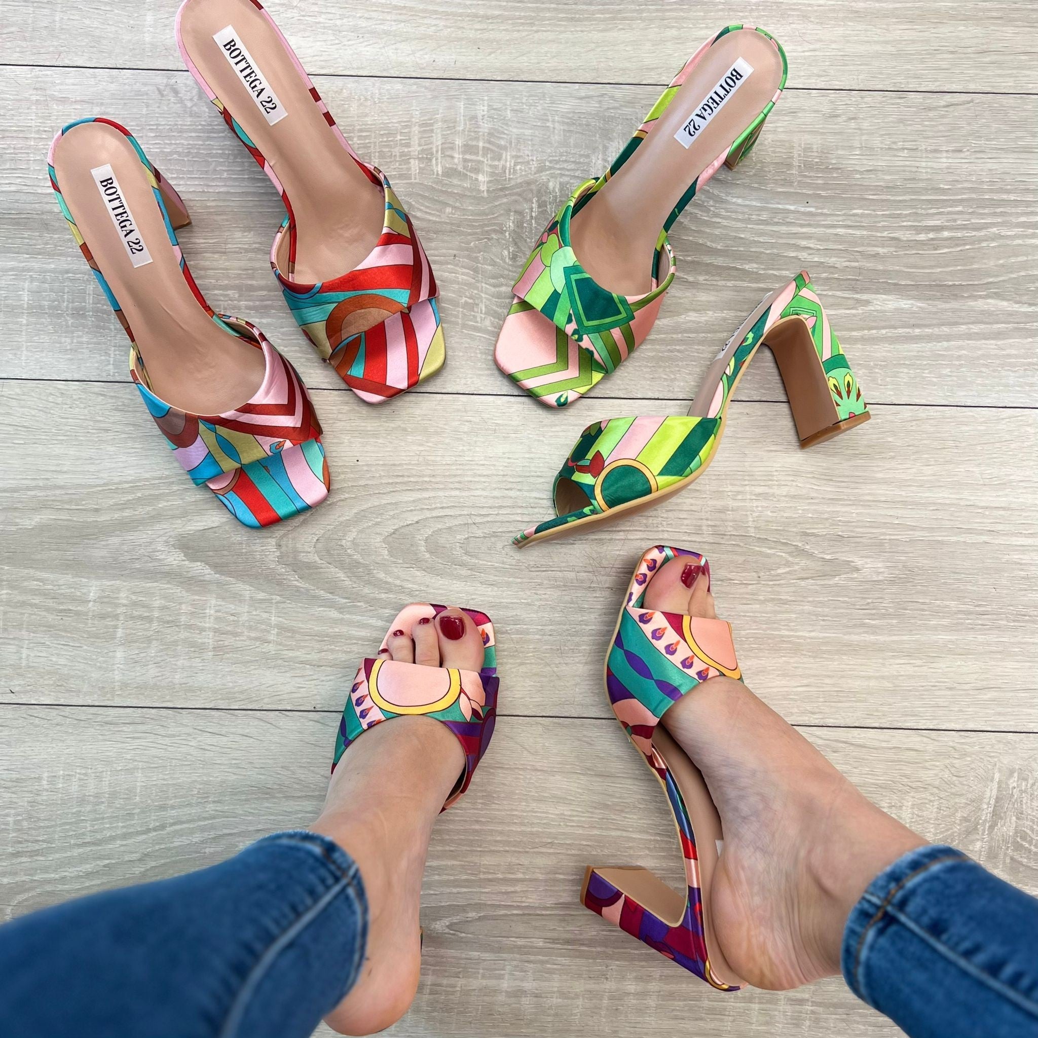 SANDALO IN RASO VERDE