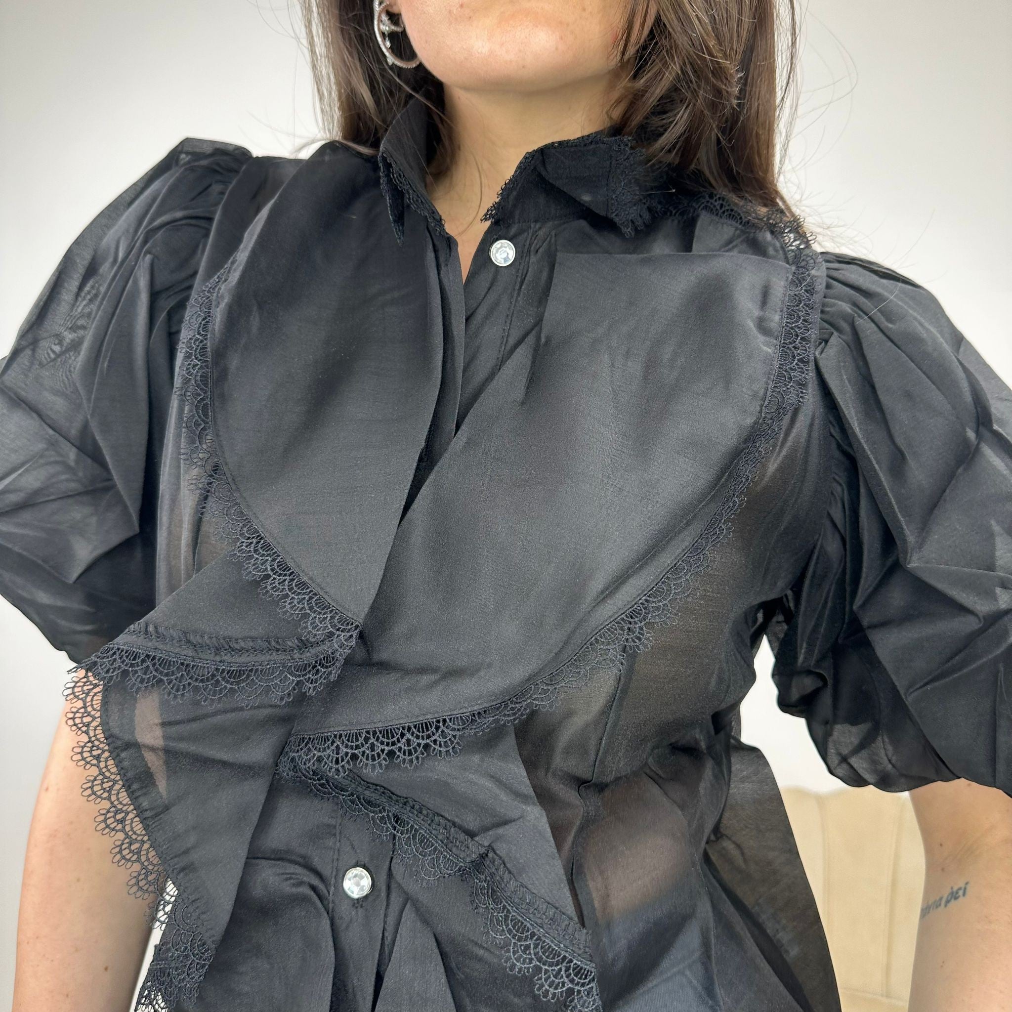 CAMICIA MAXI VOLANT NERA