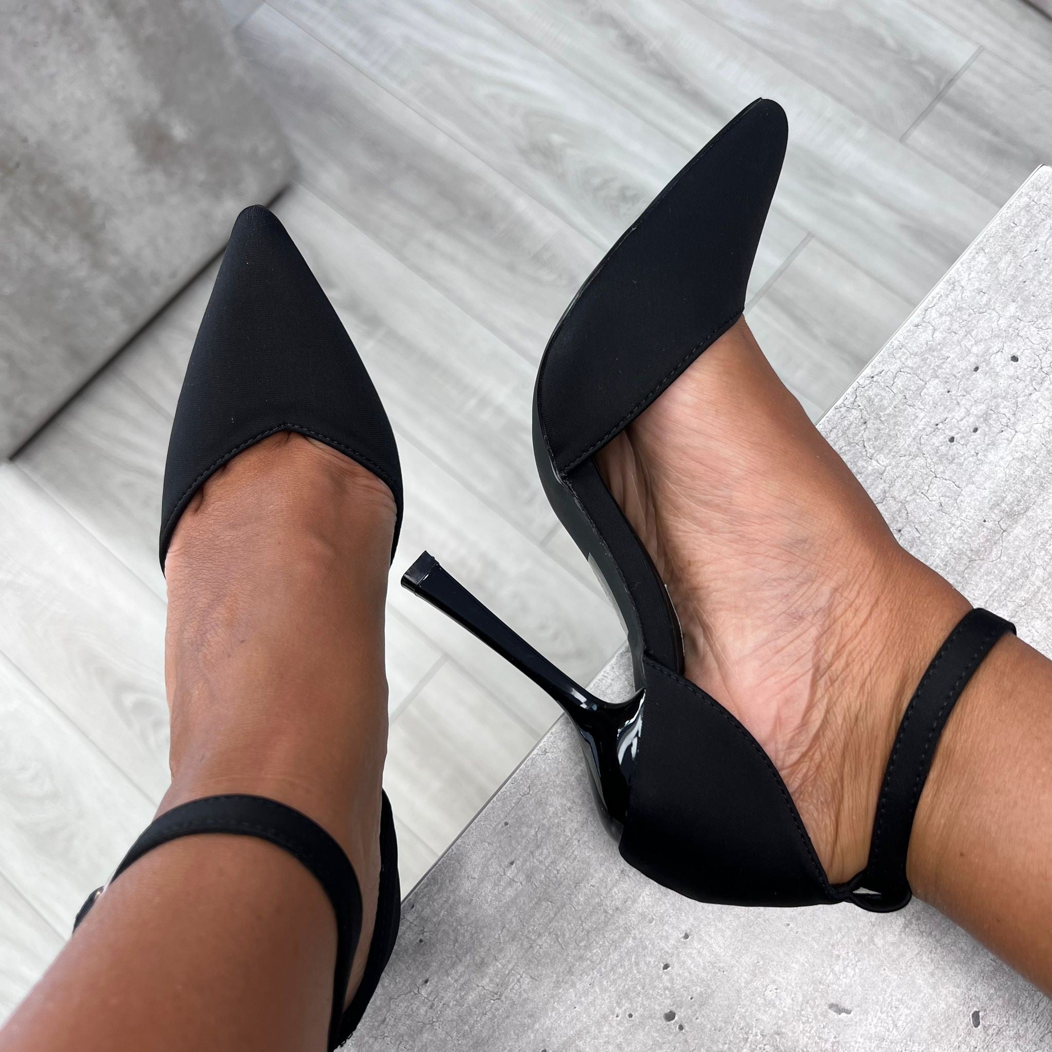 DèCOLLETè YLENIA NERO