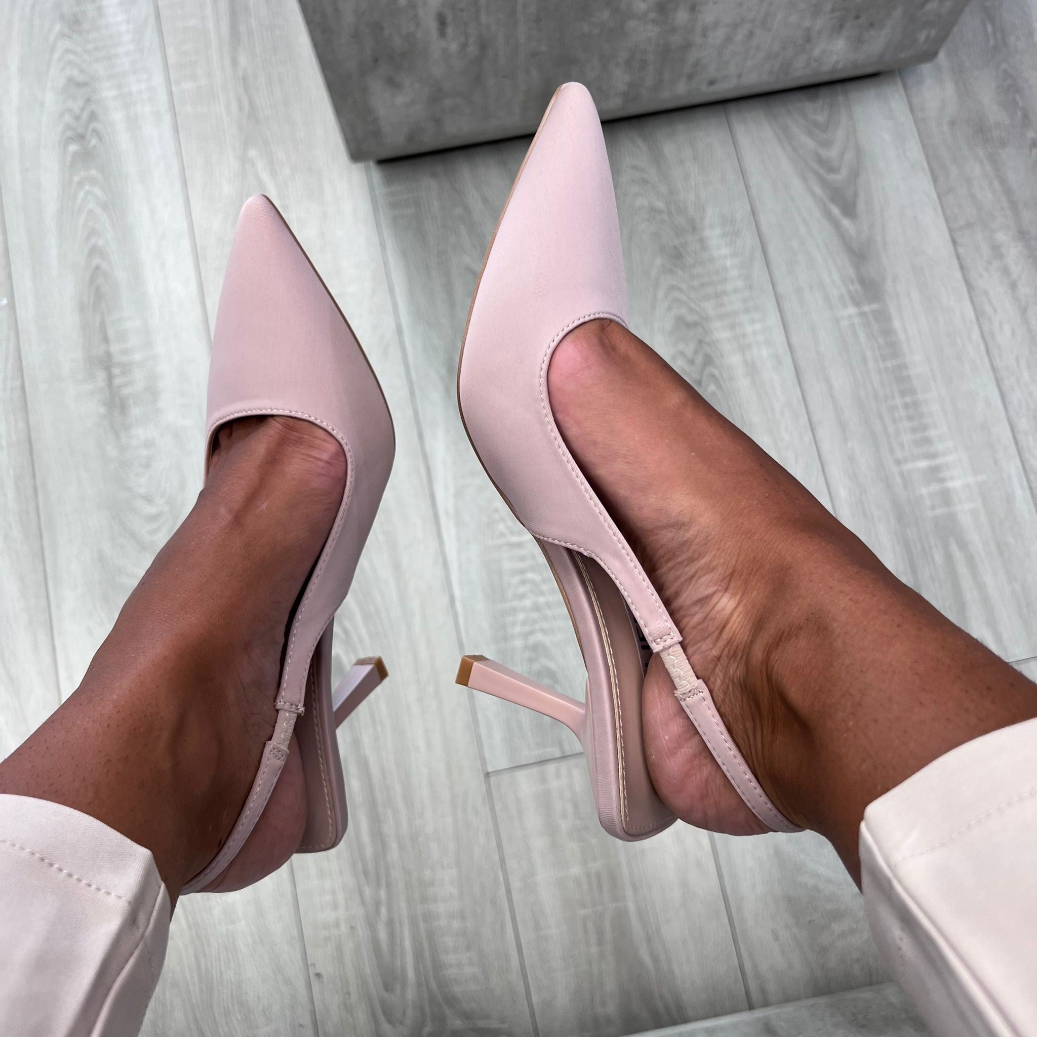 DèCOLLETè TACCO NUDE