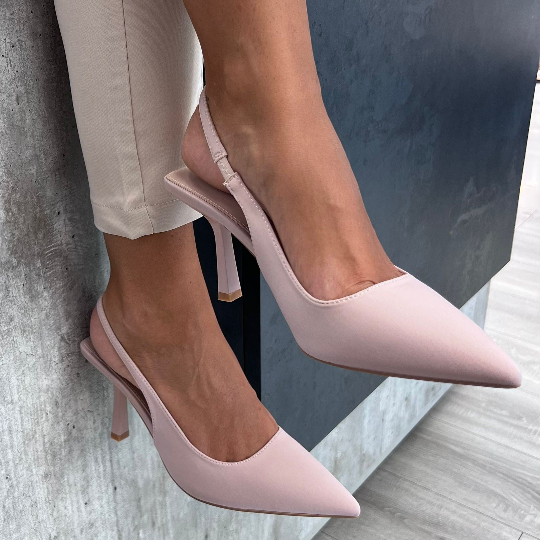 DèCOLLETè TACCO NUDE