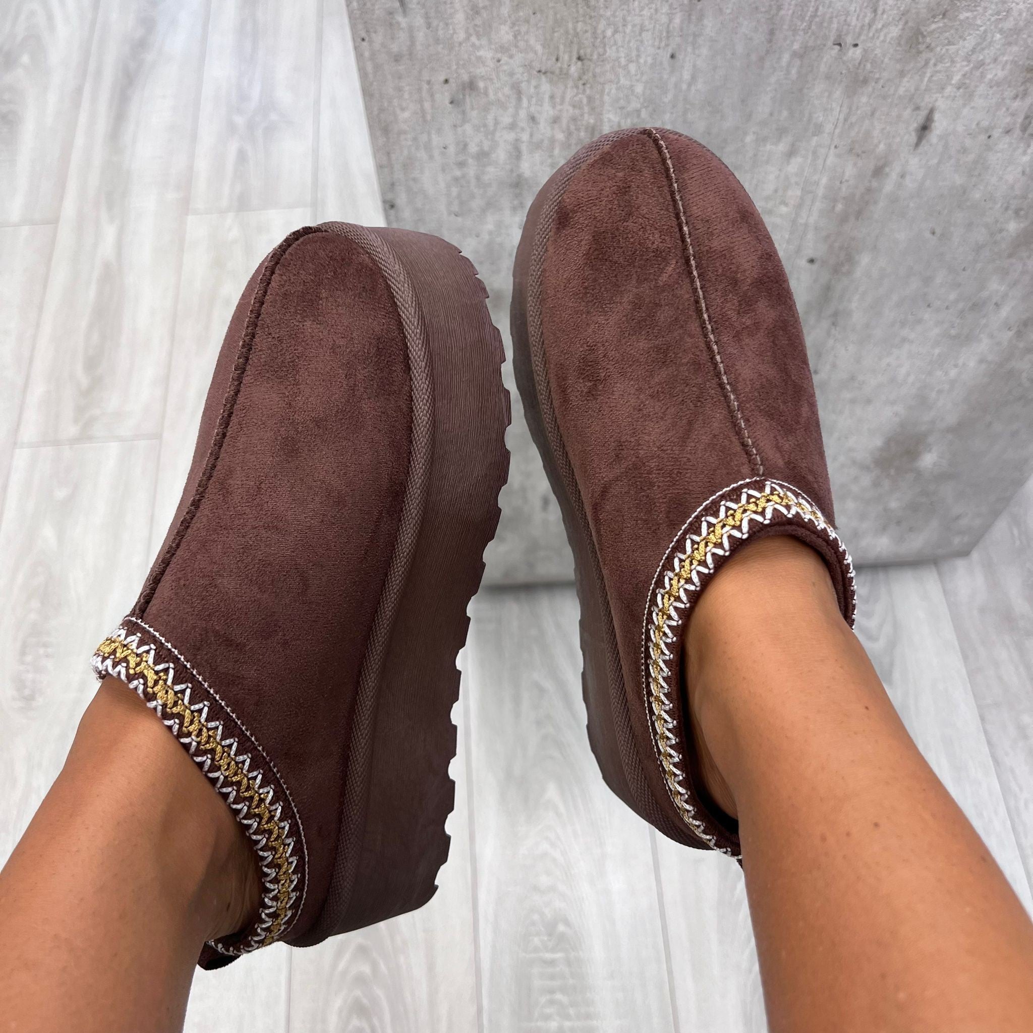 SABOT CALIFORNIA MARRONE