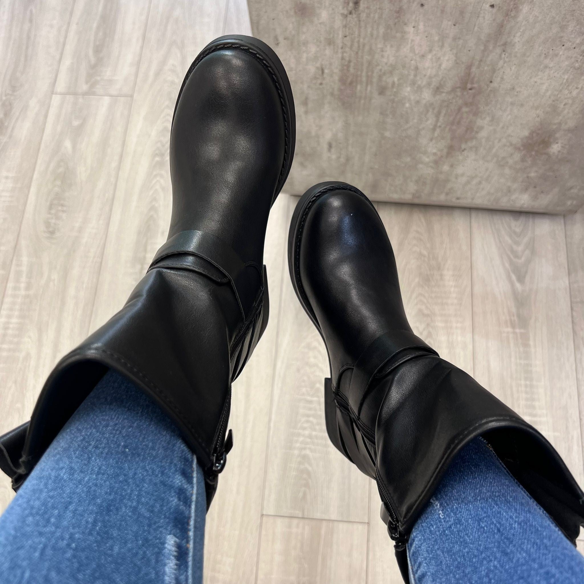 STIVALETTI TATA NERI