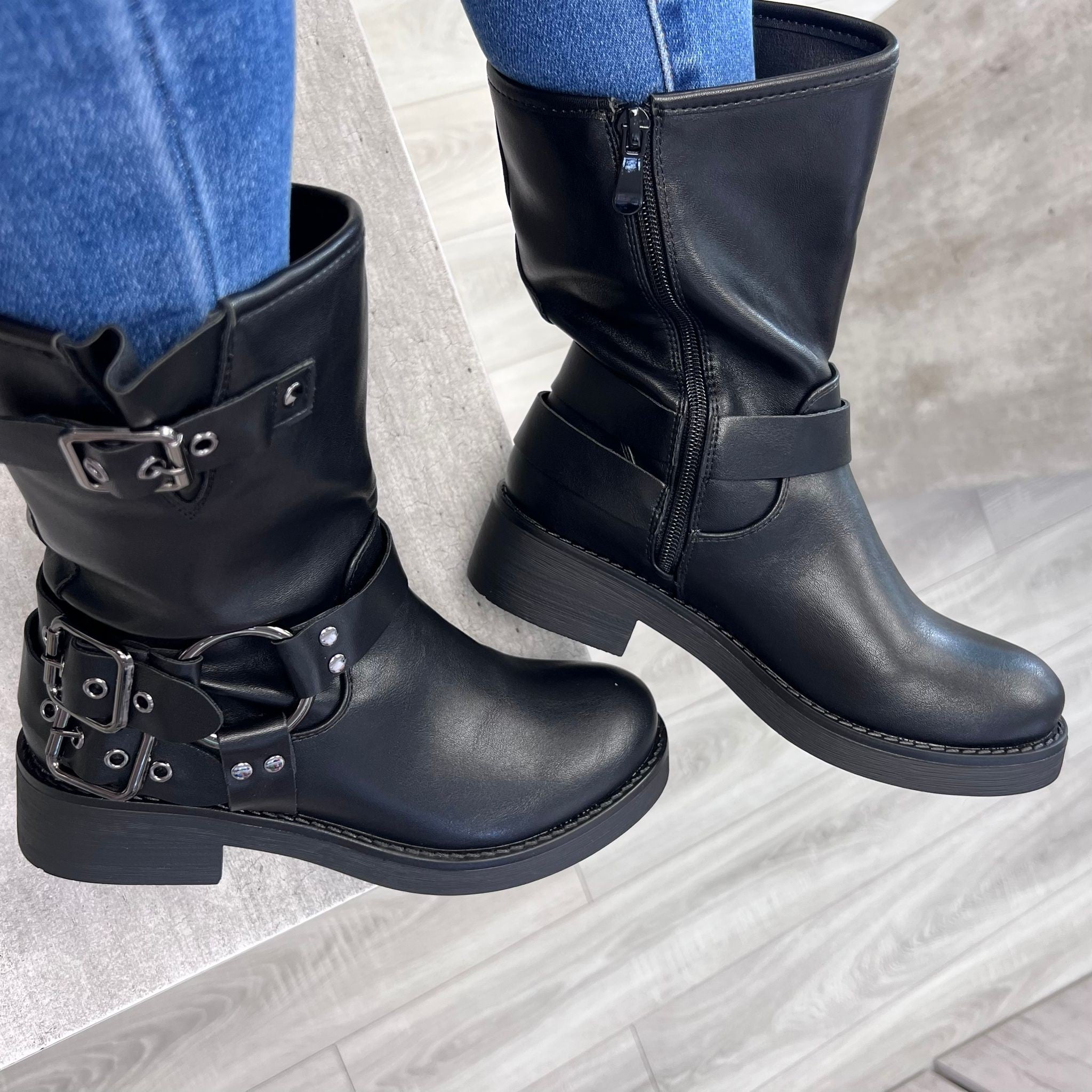 STIVALETTI TATA NERI