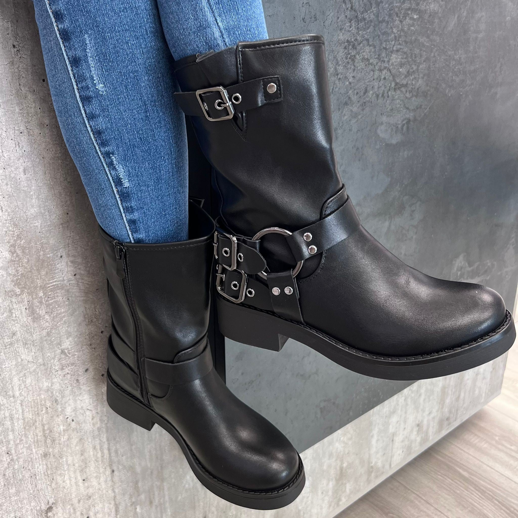 STIVALETTI TATA NERI