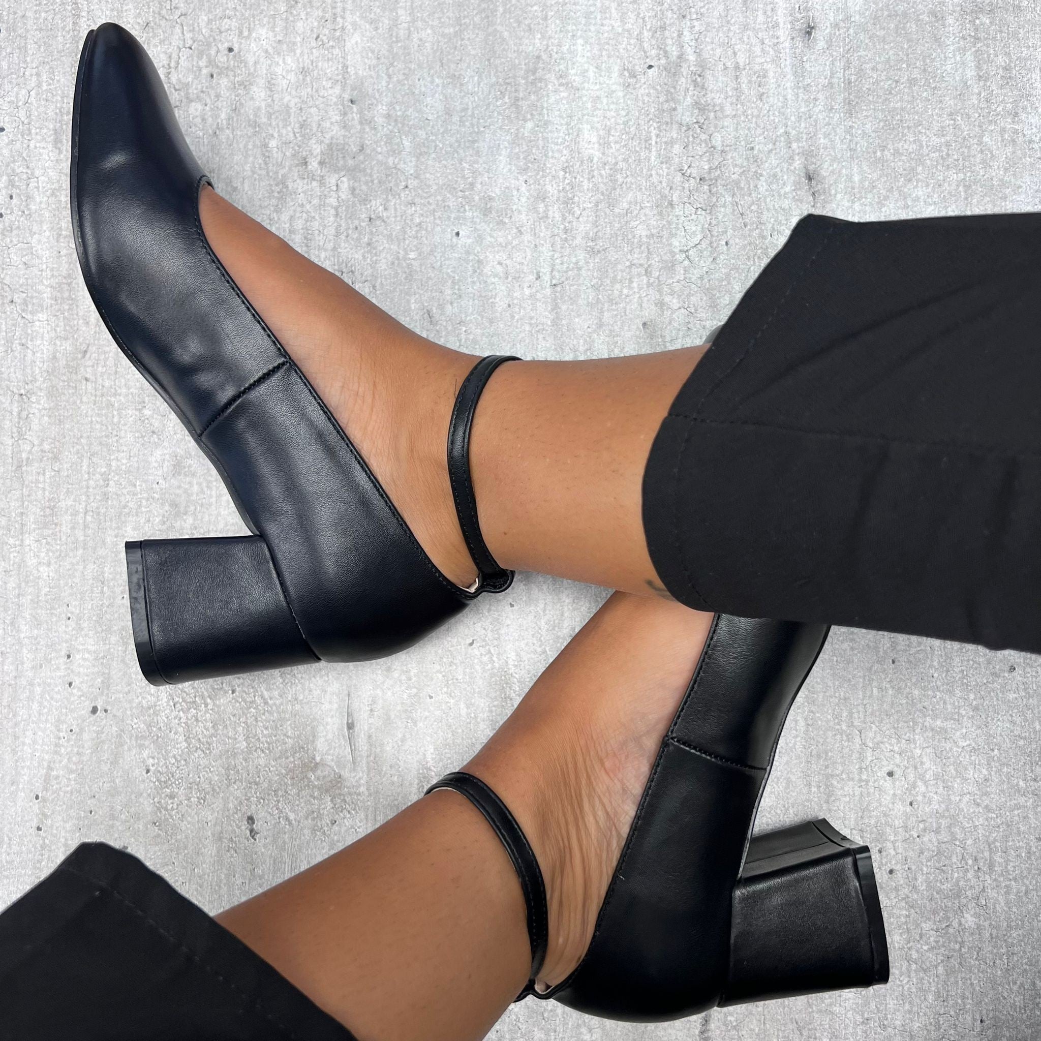 DèCOLLETè BLANCO NERO