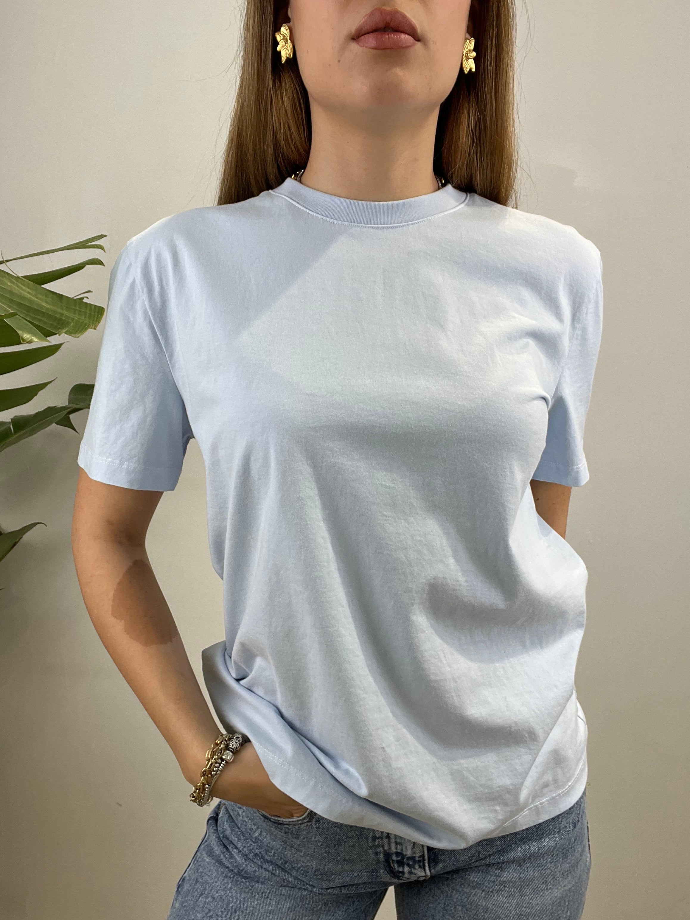 T-SHIRT BASIC LUMINA AZZURRA