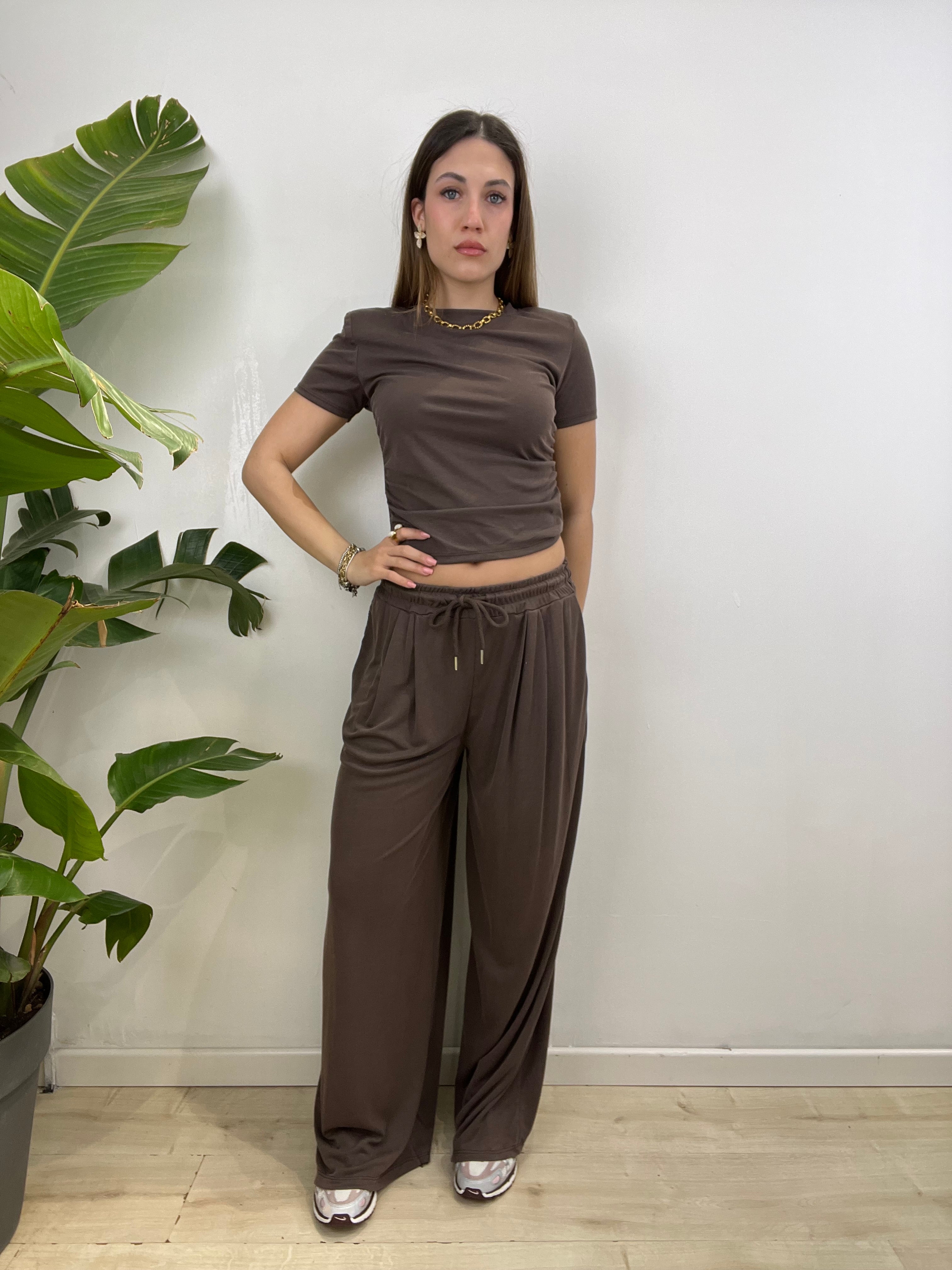 COMPLETO MICROCOSTINE MORBIDO MARRONE