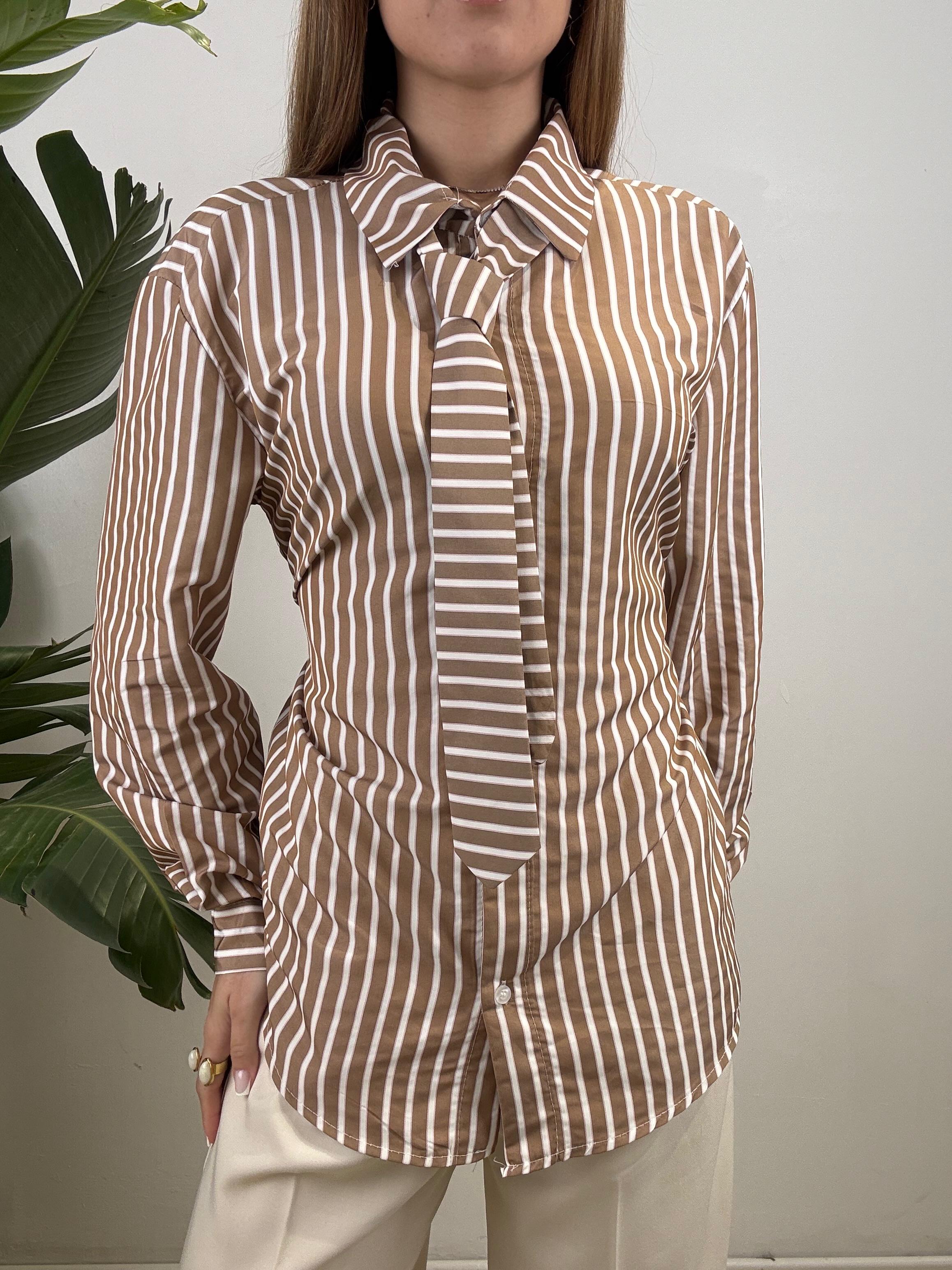 CAMICIA NICOLE MARRONE