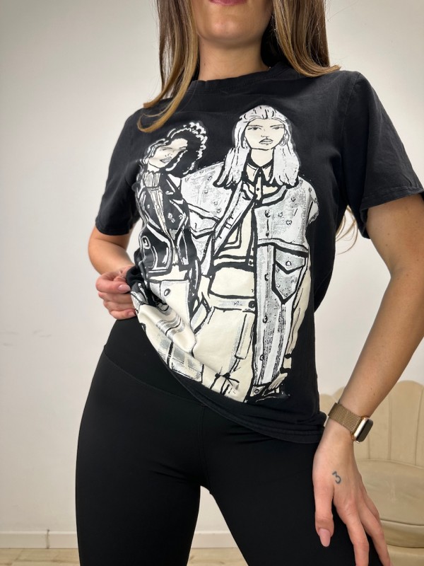 T-SHIRT MADAME NERA T-SHIRT MADAME NERA