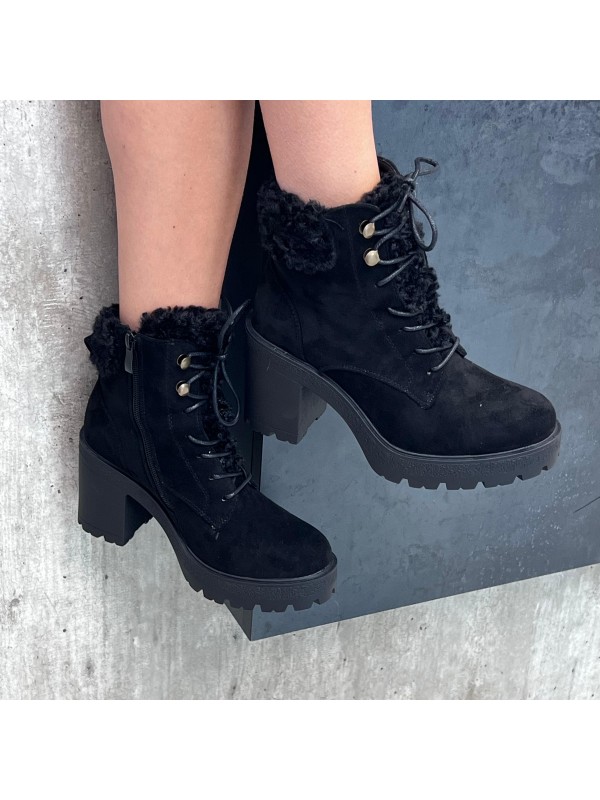 STIVALETTO STRINGATO NERO STIVALETTO STRINGATO NERO
