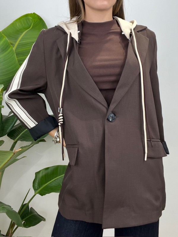 BLAZER CON CAPPUCCIO MARRONE BLAZER CON CAPPUCCIO MARRONE