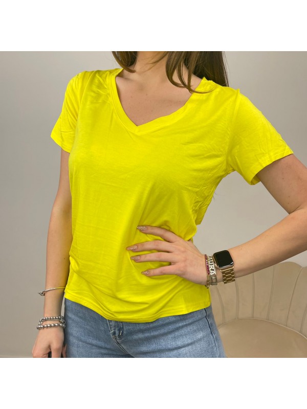 T-SHIRT SCOLLO A "V" GIALLA T-SHIRT SCOLLO A "V" GIALLA
