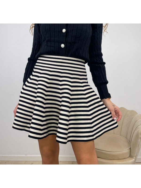 MINIGONNA A RUOTA RIGHE MINIGONNA A RUOTA RIGHE