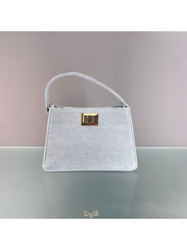 BORSA JEANS CHIARO TRAPEZIO BORSA JEANS CHIARO TRAPEZIO