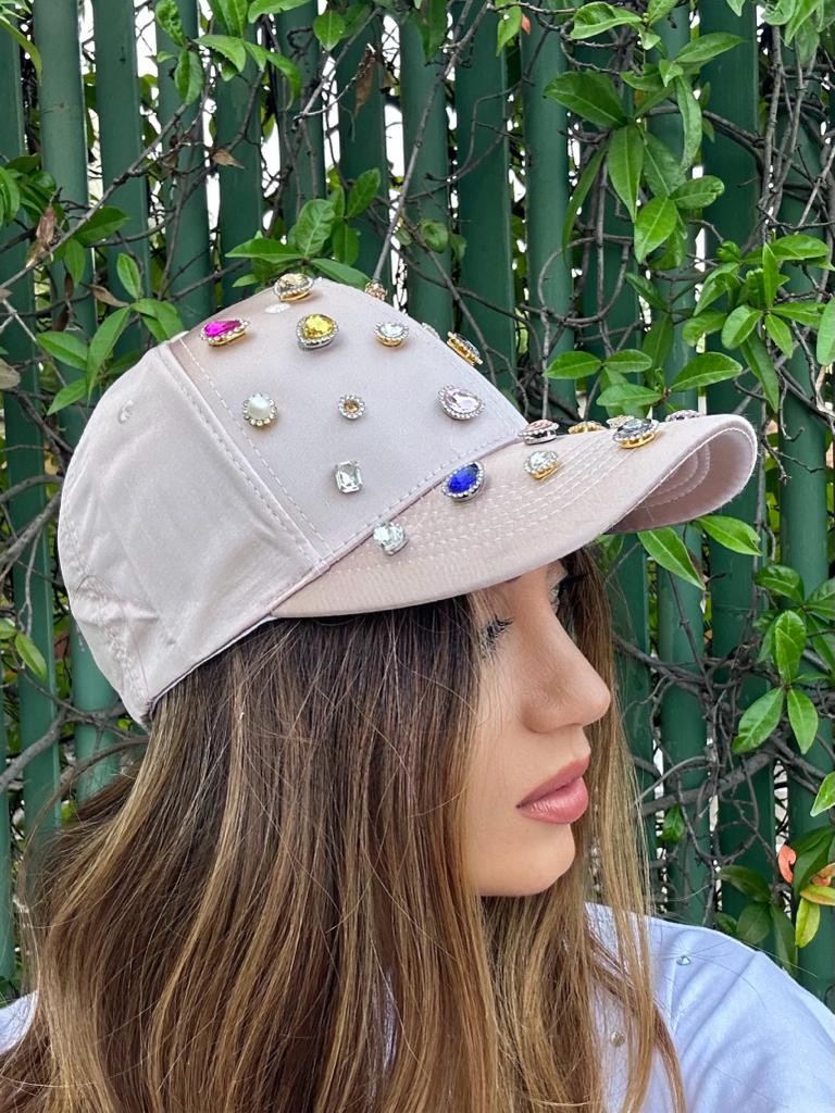 BERRETTO CON STRASS ROSA