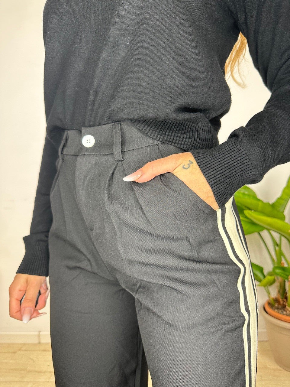 PANTALONI LOLA NERO