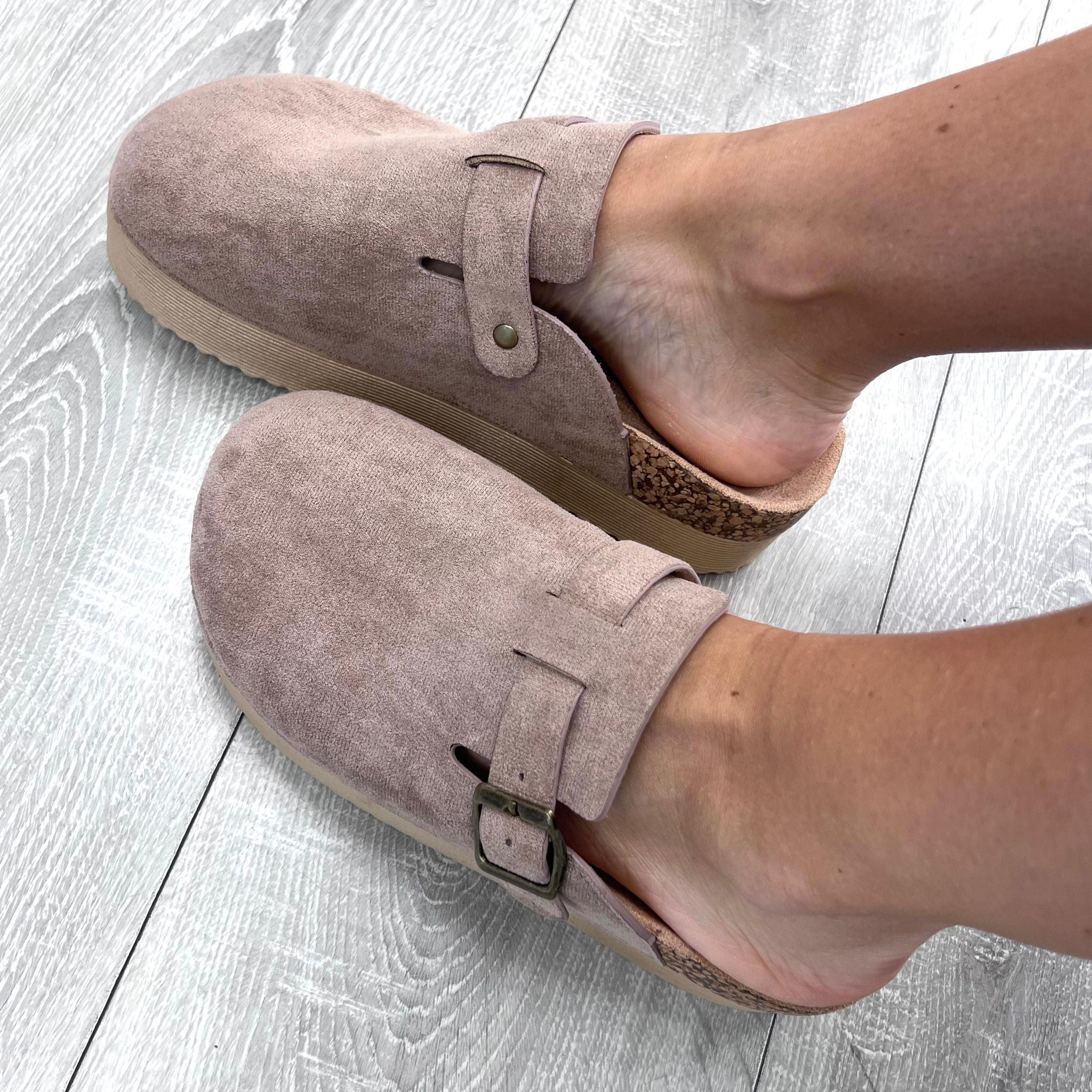 MULE SCAMOSCIATO BEIGE
